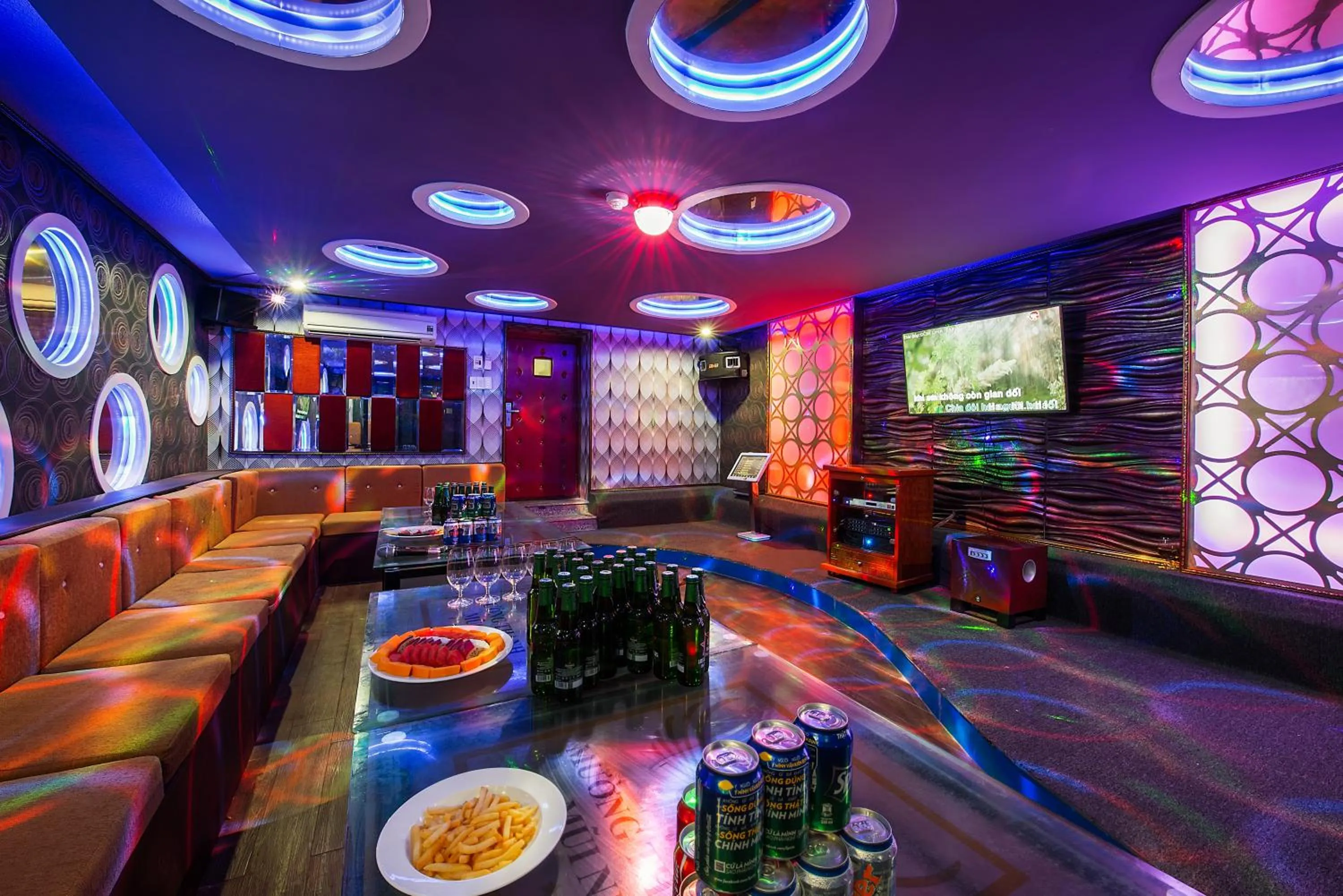 Karaoke in Muong Thanh Holiday Muine Hotel