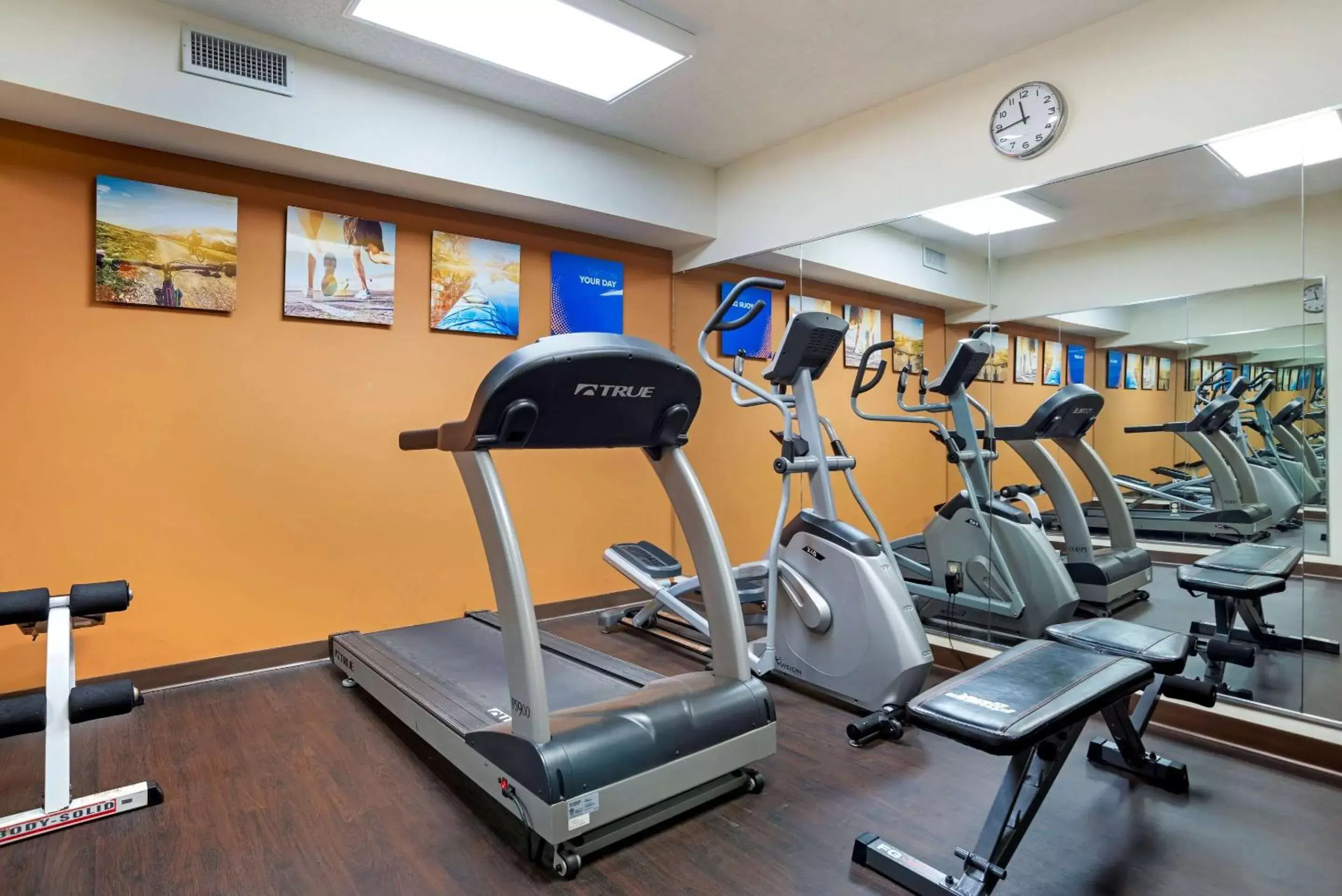 Activities, Fitness Center/Facilities in Comfort Suites Mobile East Bay