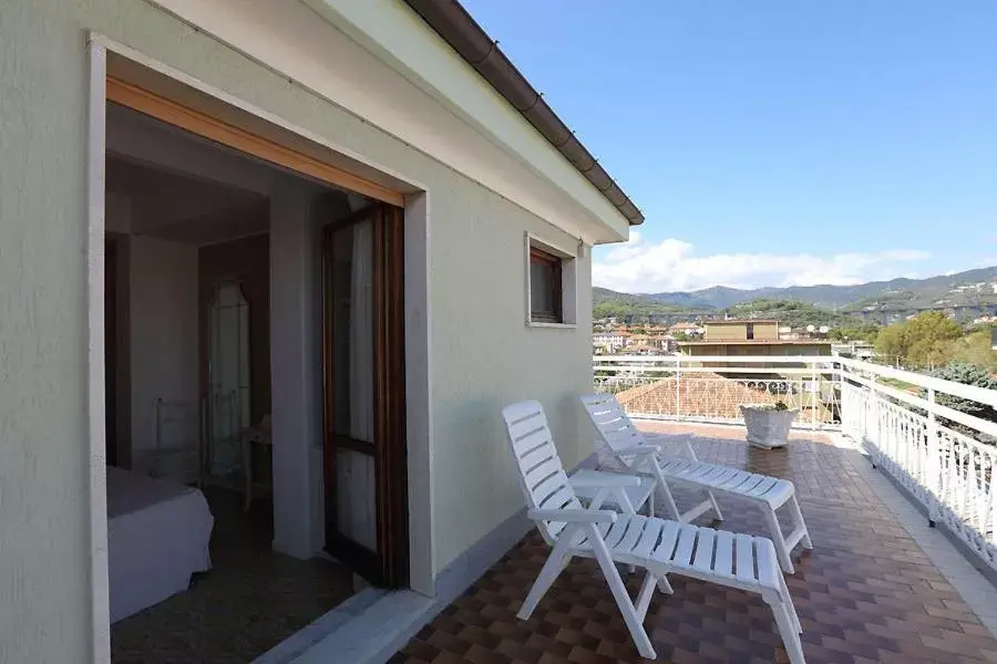 View (from property/room), Balcony/Terrace in Hotel Bergamo Mare Mhotelsgroup