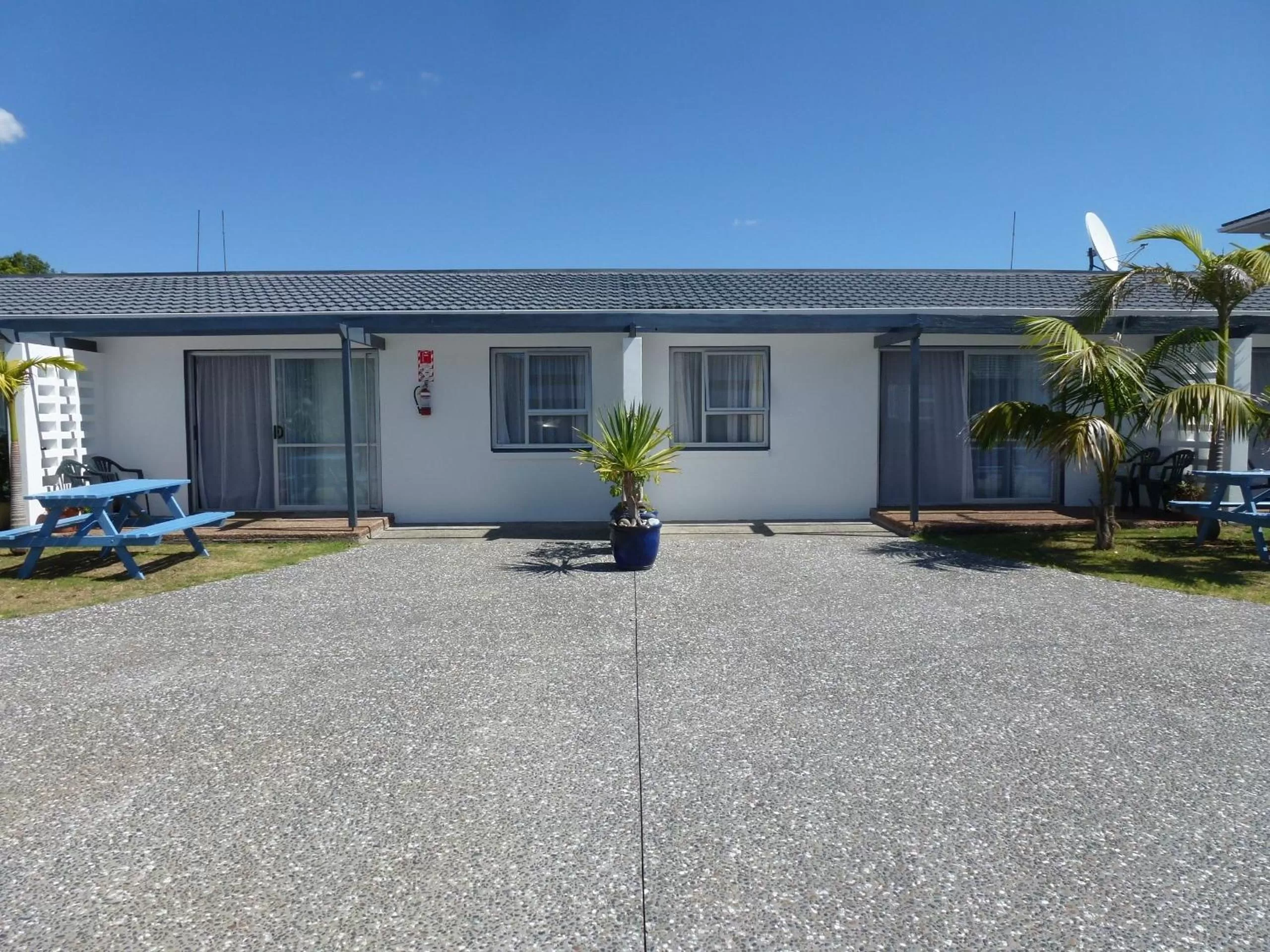 Facade/entrance in Mana-Nui Motel