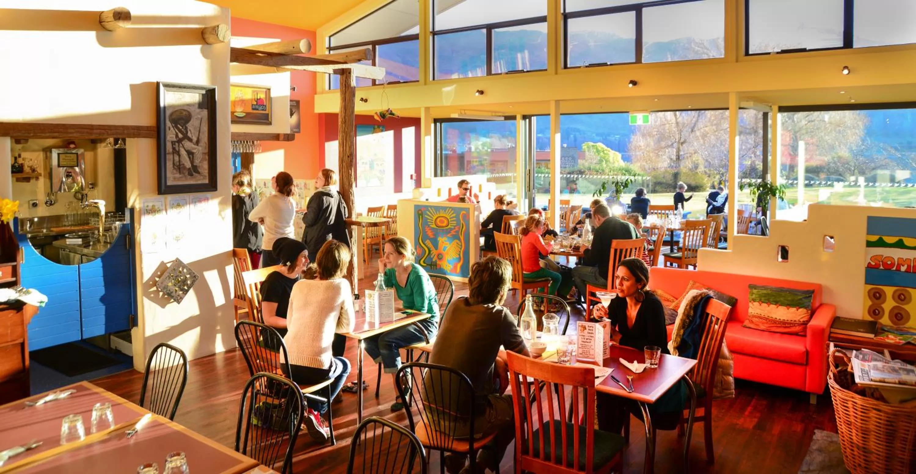 Restaurant/places to eat in Wanaka Hotel