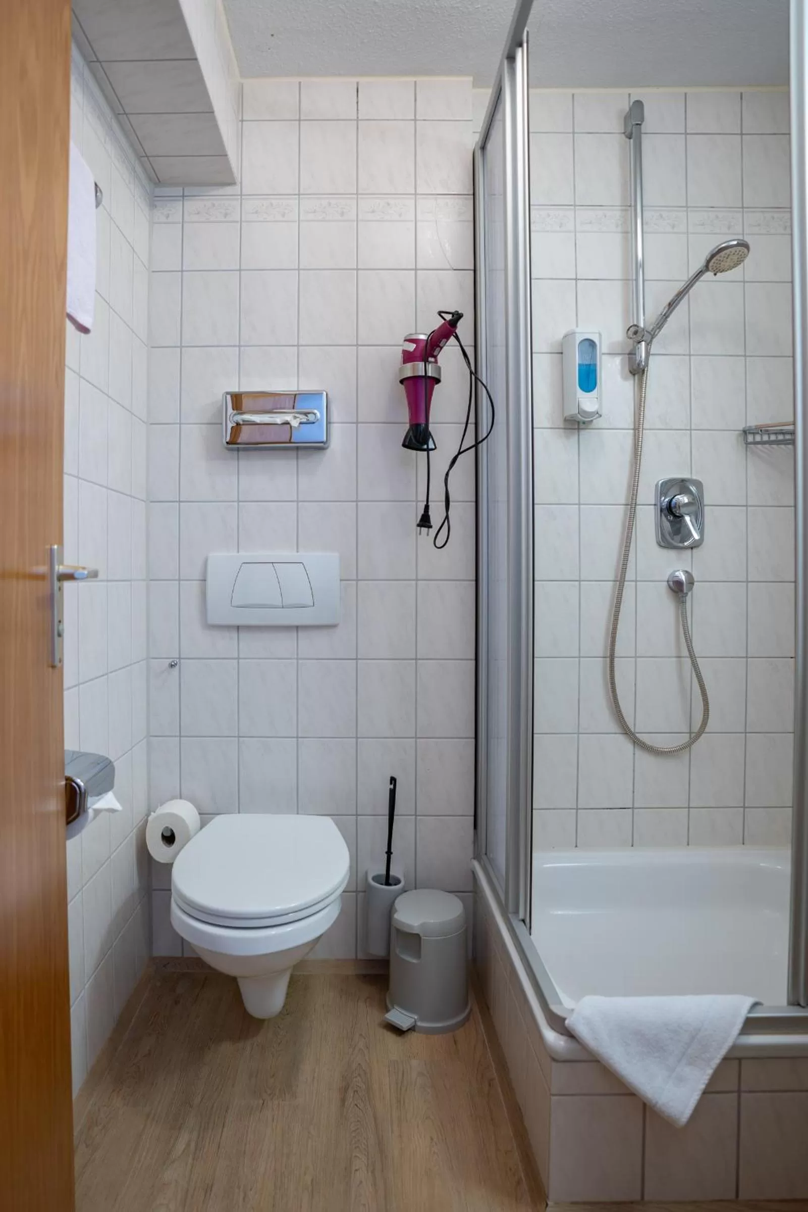 Shower in Gasthof Hosbein