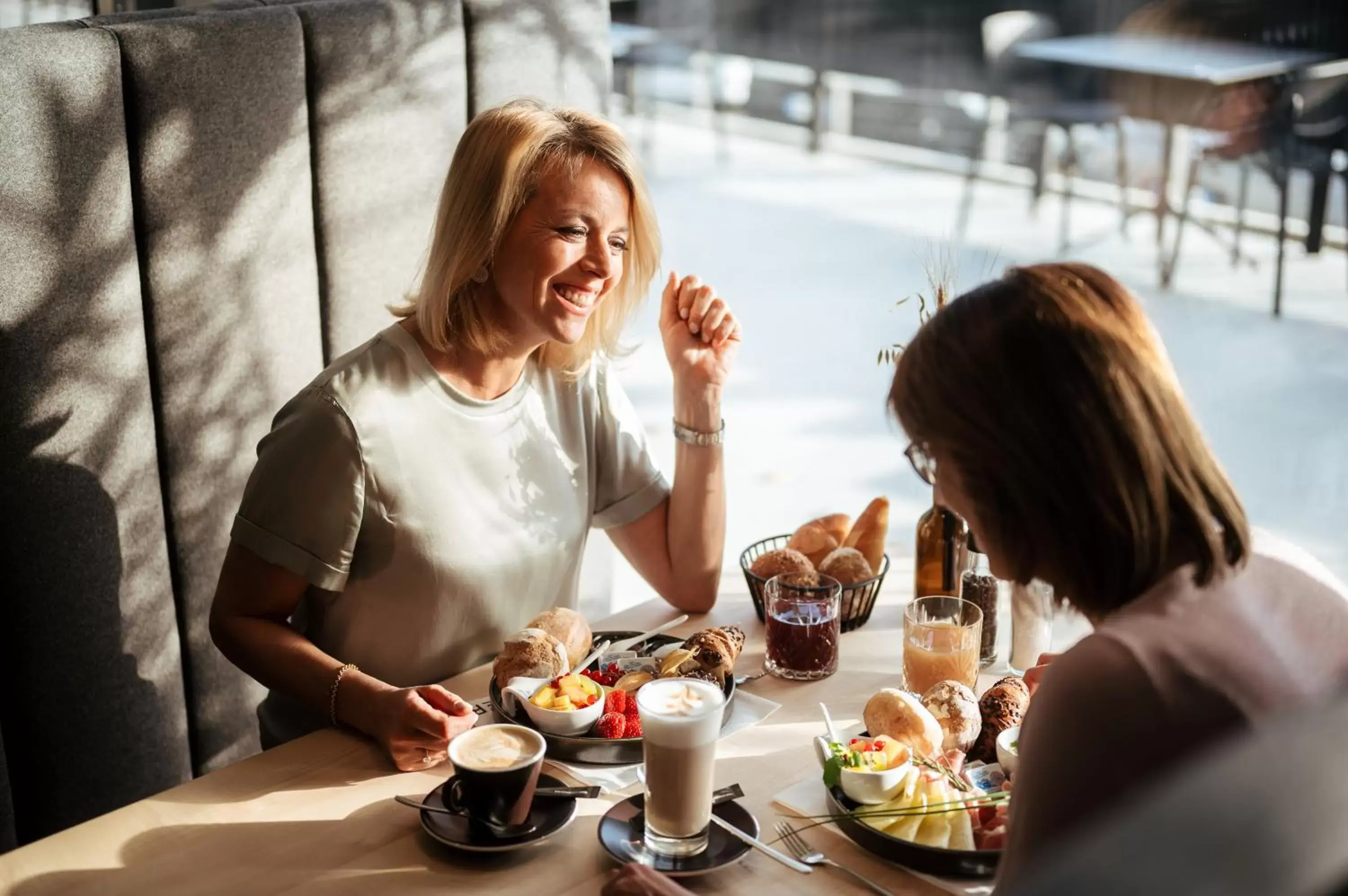 Breakfast in Hotel Restaurant Putzer