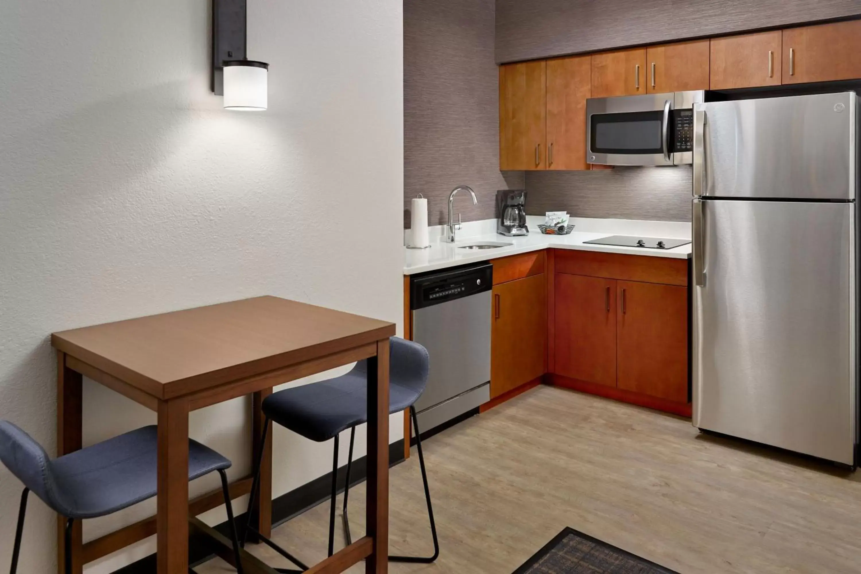 Kitchen or kitchenette, Kitchen/Kitchenette in Residence Inn Asheville Biltmore