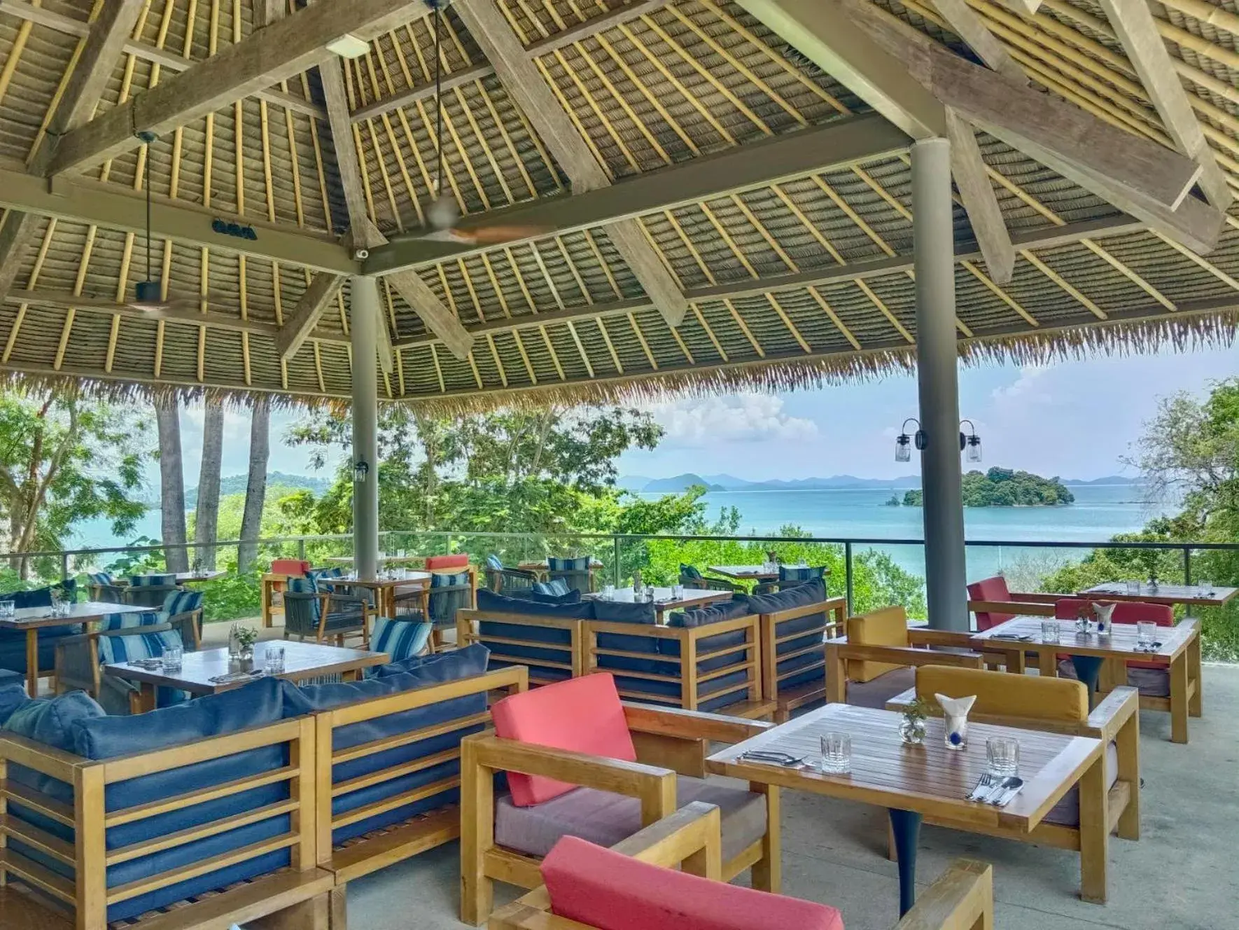 Restaurant/places to eat in Island Escape Burasari Restaurant/places to eat in Island Escape Burasari