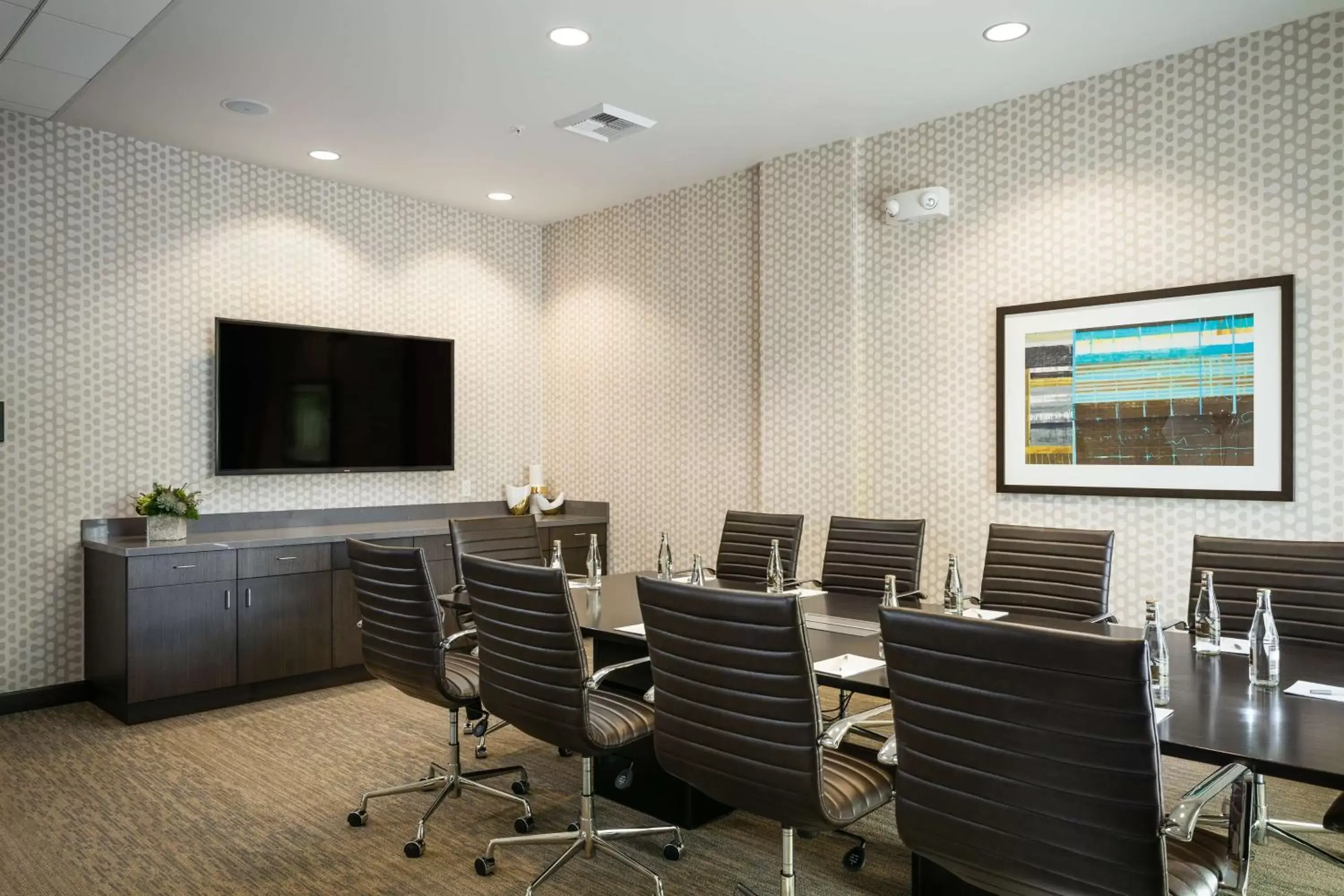 Meeting/conference room in Hampton Inn & Suites by Hilton Seattle/Northgate