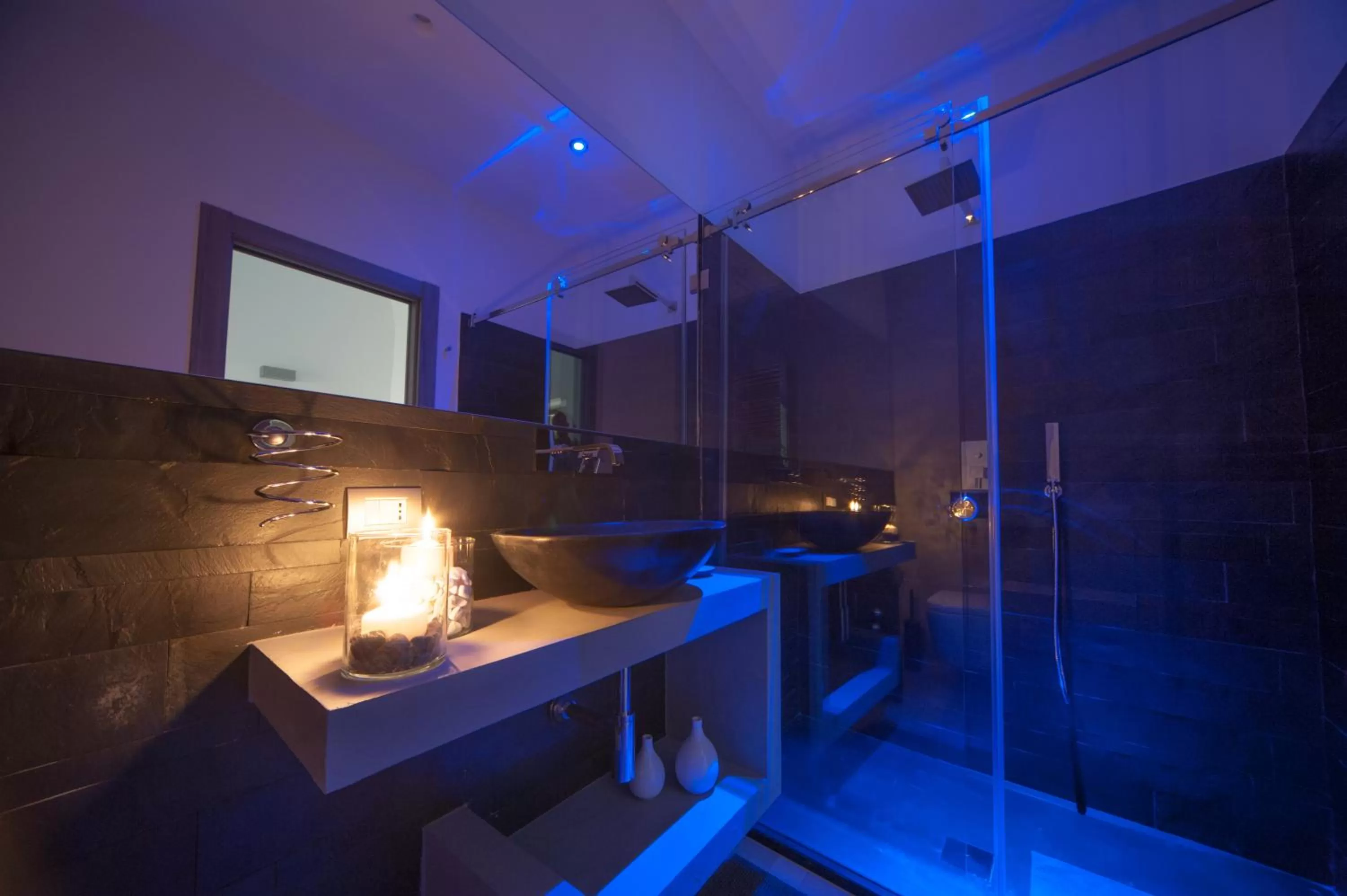 Bathroom, Kitchen/Kitchenette in Tabula Maris B&B