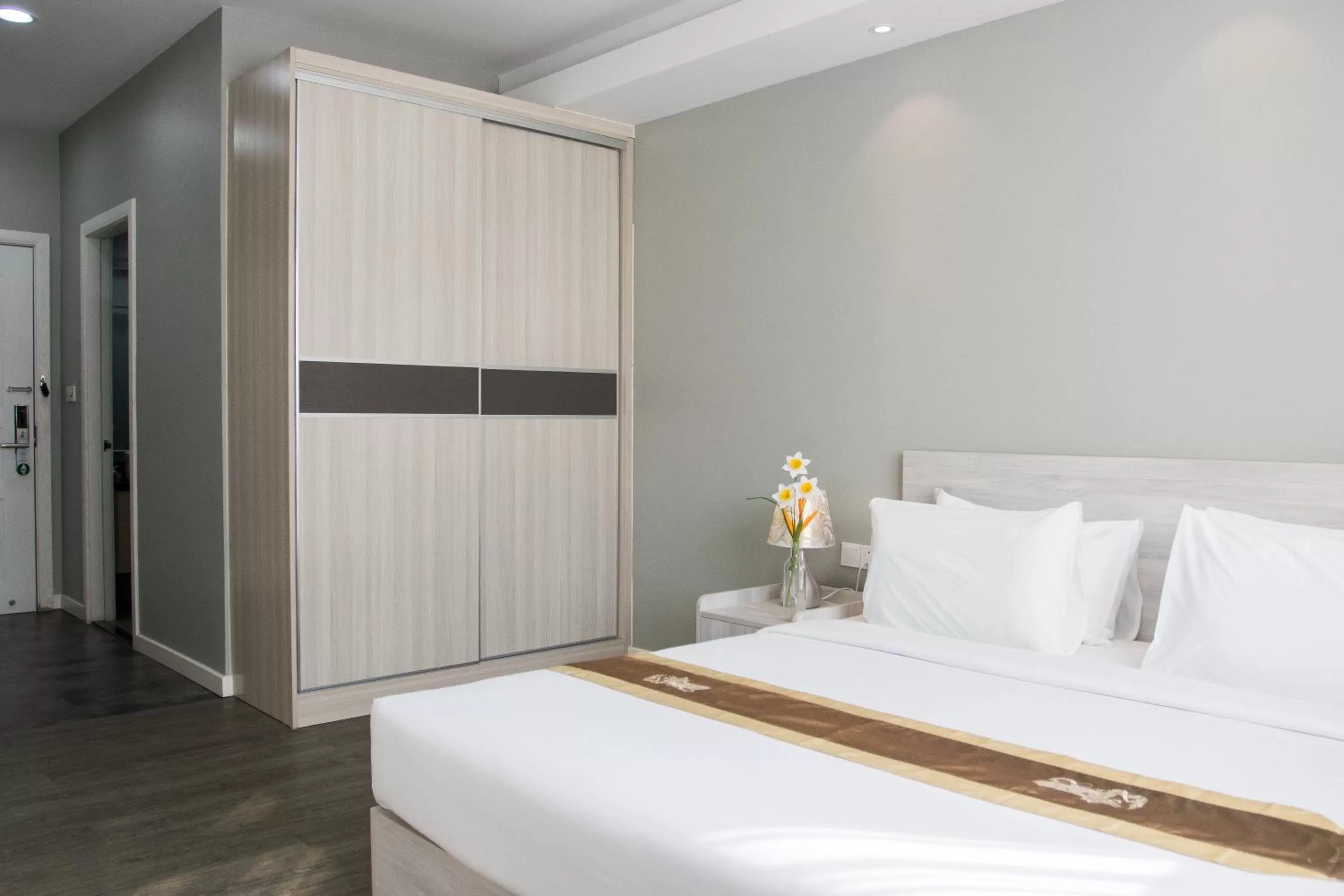 Bedroom, Bed in Cambodian Country Club