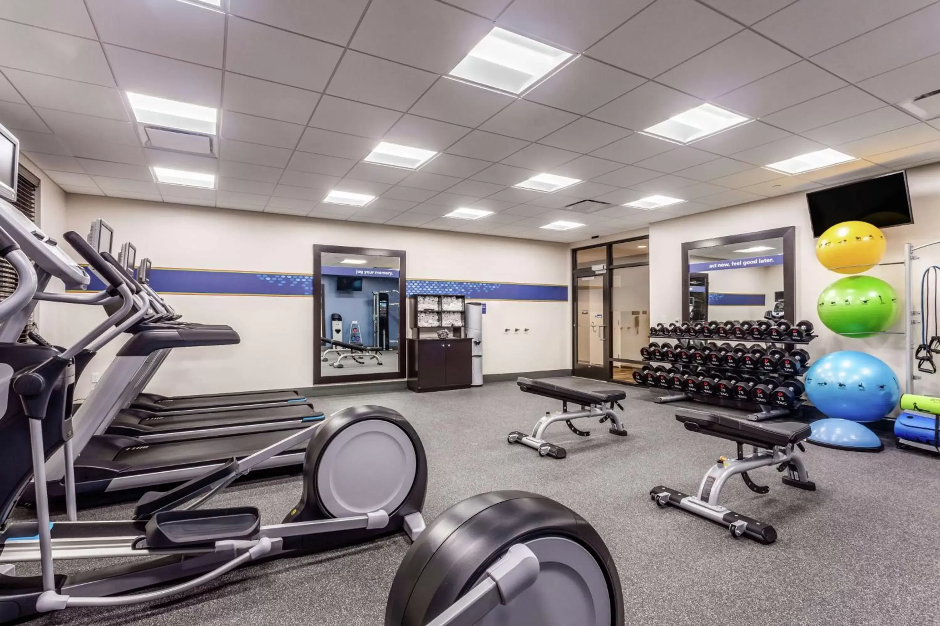 Fitness centre/facilities, Fitness Center/Facilities in Hampton Inn & Suites Kittery