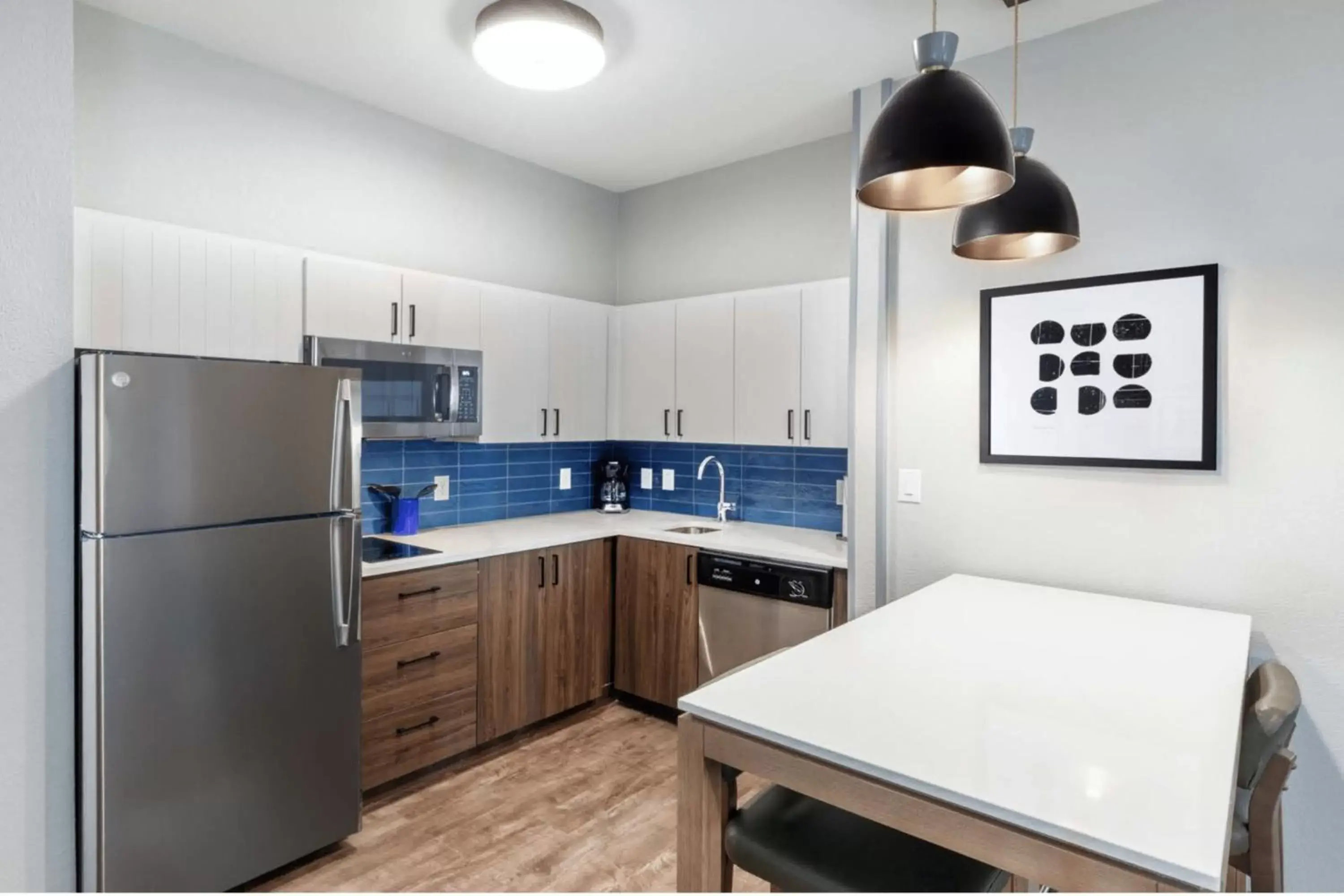 Bedroom in Staybridge Suites Waco South - Woodway by IHG Bedroom in Staybridge Suites Waco South - Woodway by IHG