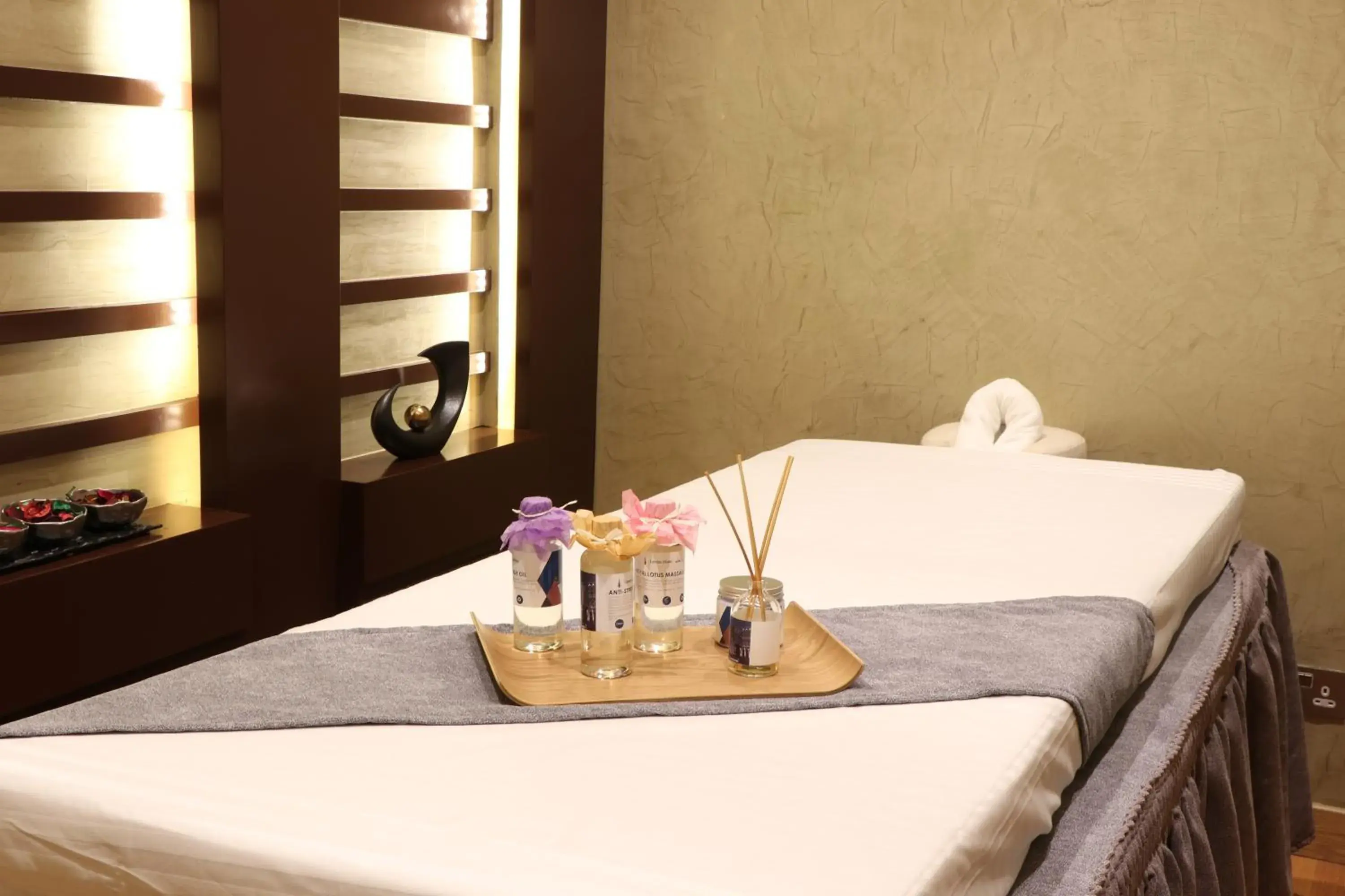 Massage, Bed in Levatio Hotel Muscat