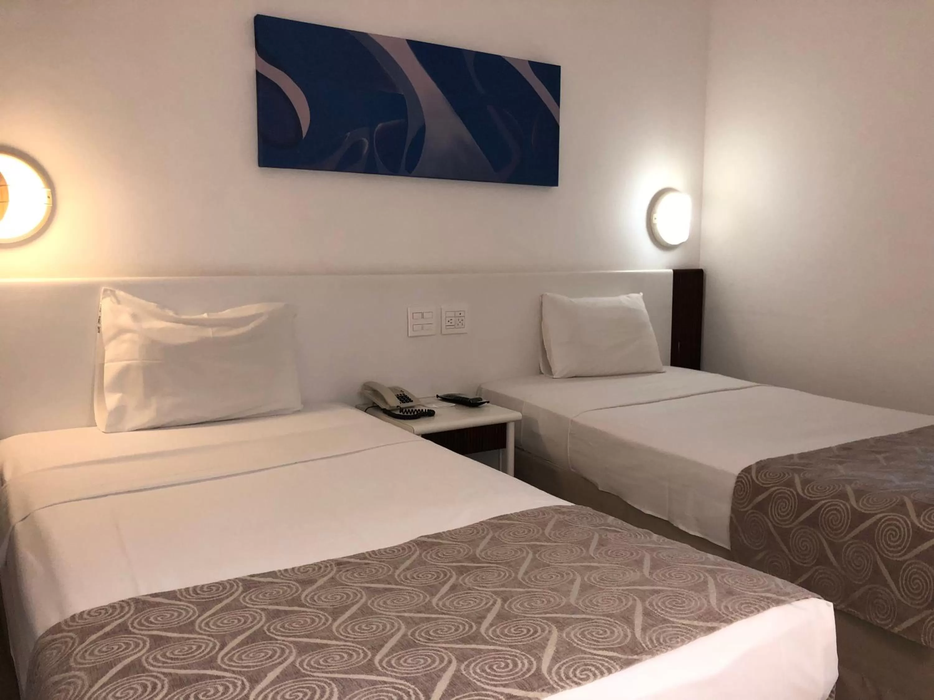 Bed in Boulevard Plaza