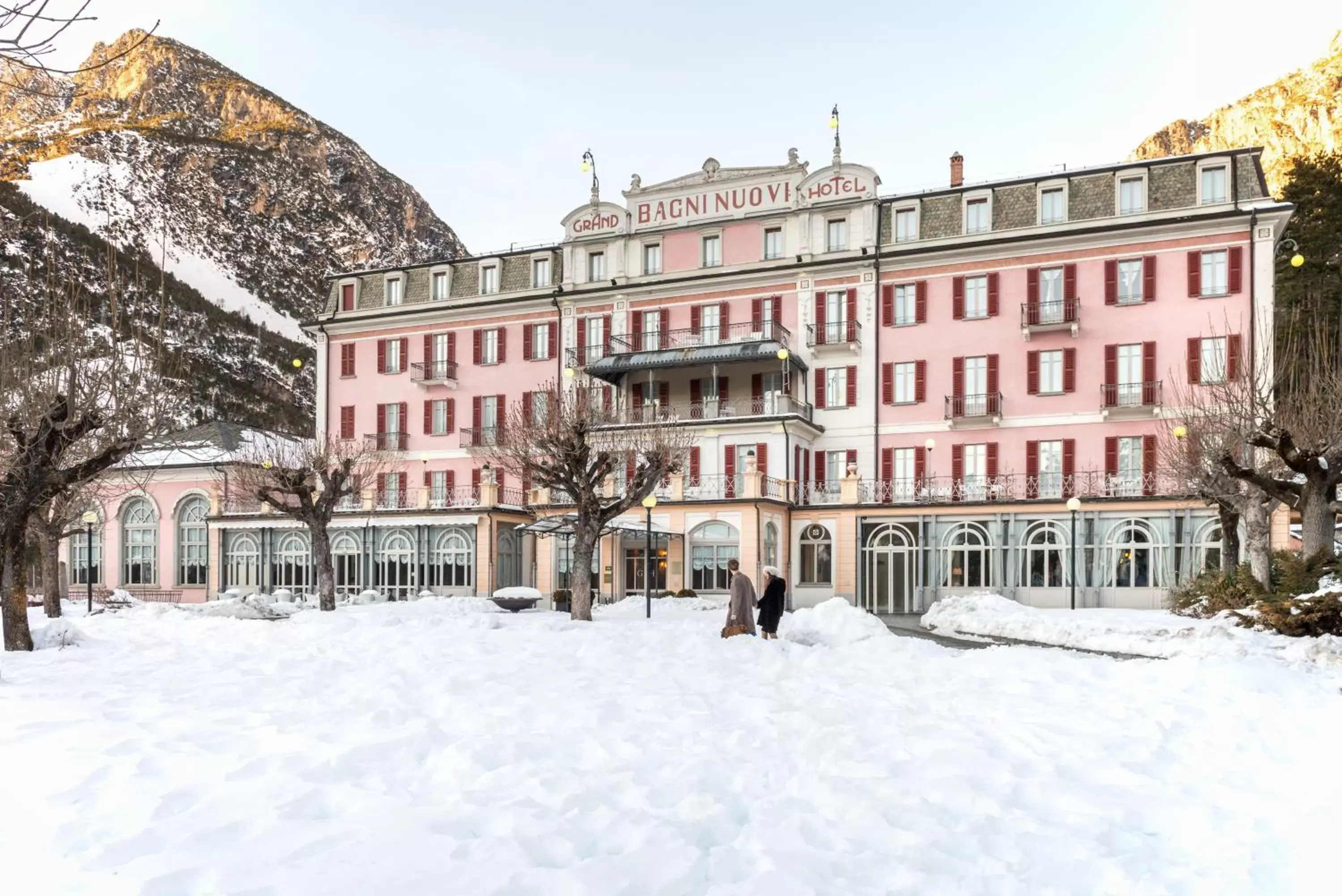 Facade/entrance, Property Building in QC Terme Grand Hotel Bagni Nuovi