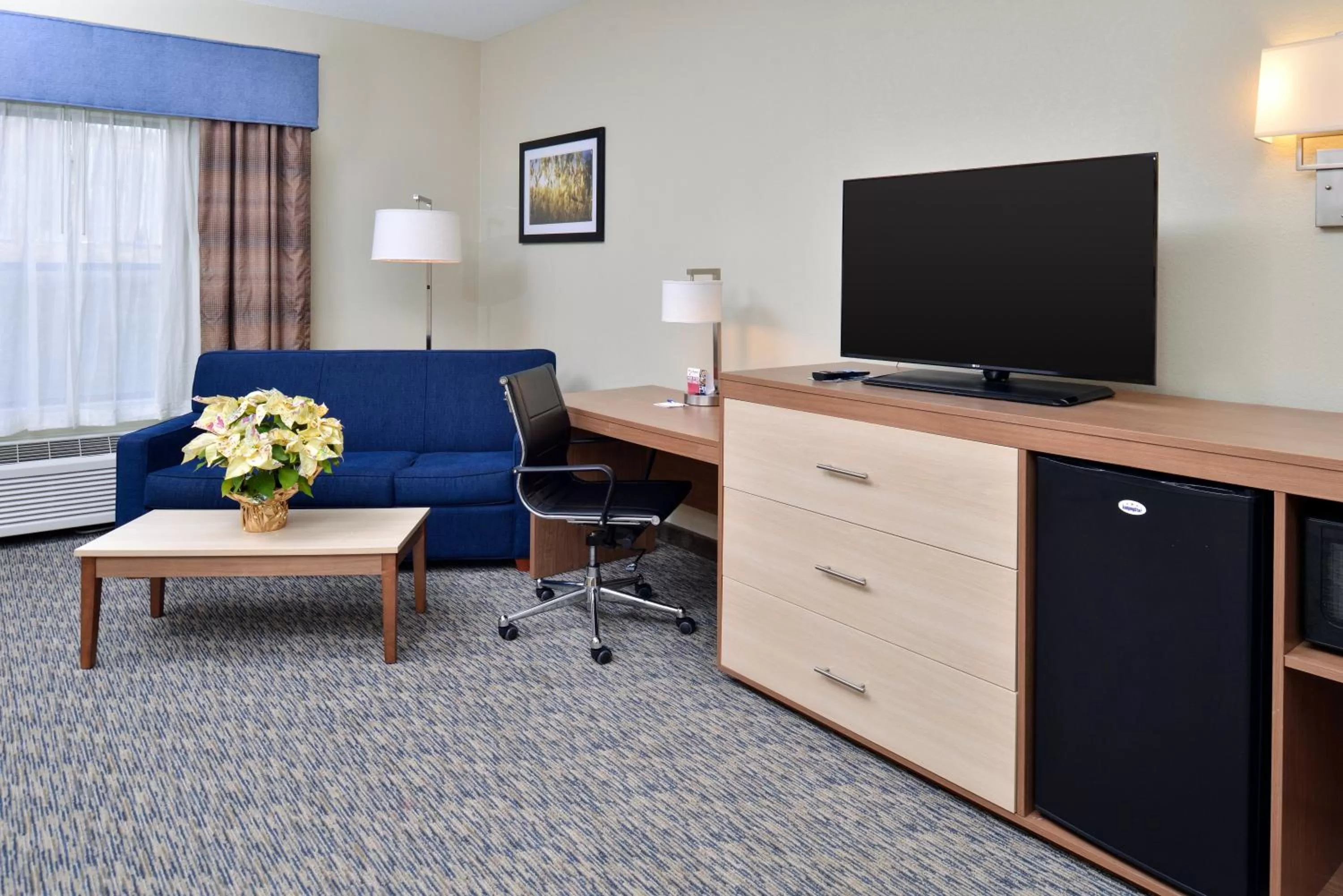 Seating area in Best Western North Attleboro - Providence Beltway