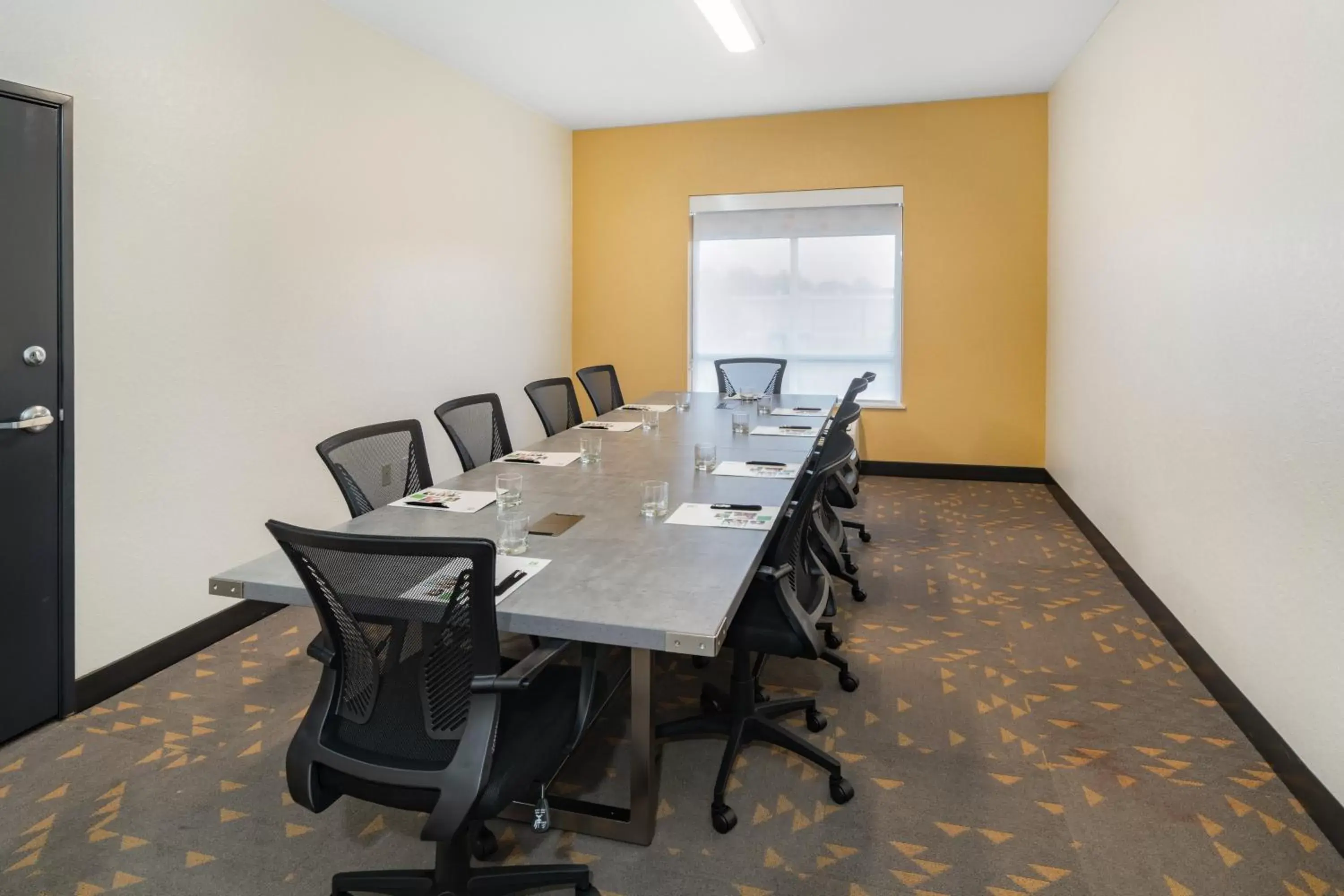 Meeting/conference room in Holiday Inn Southaven Central - Memphis, an IHG Hotel