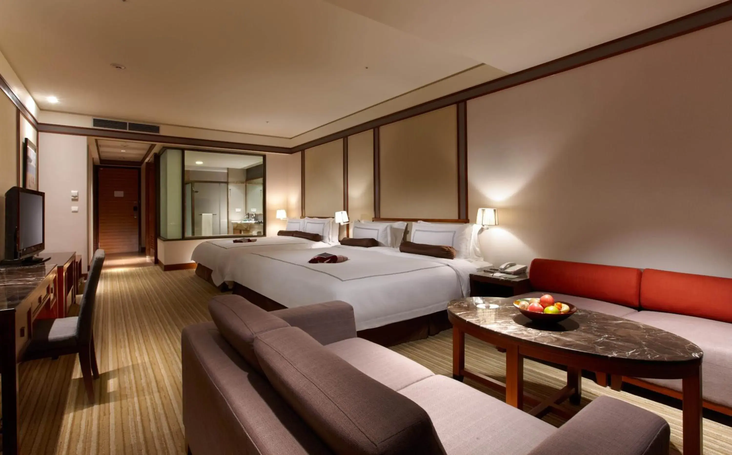 Bed in Evergreen Resort Hotel Jiaosi