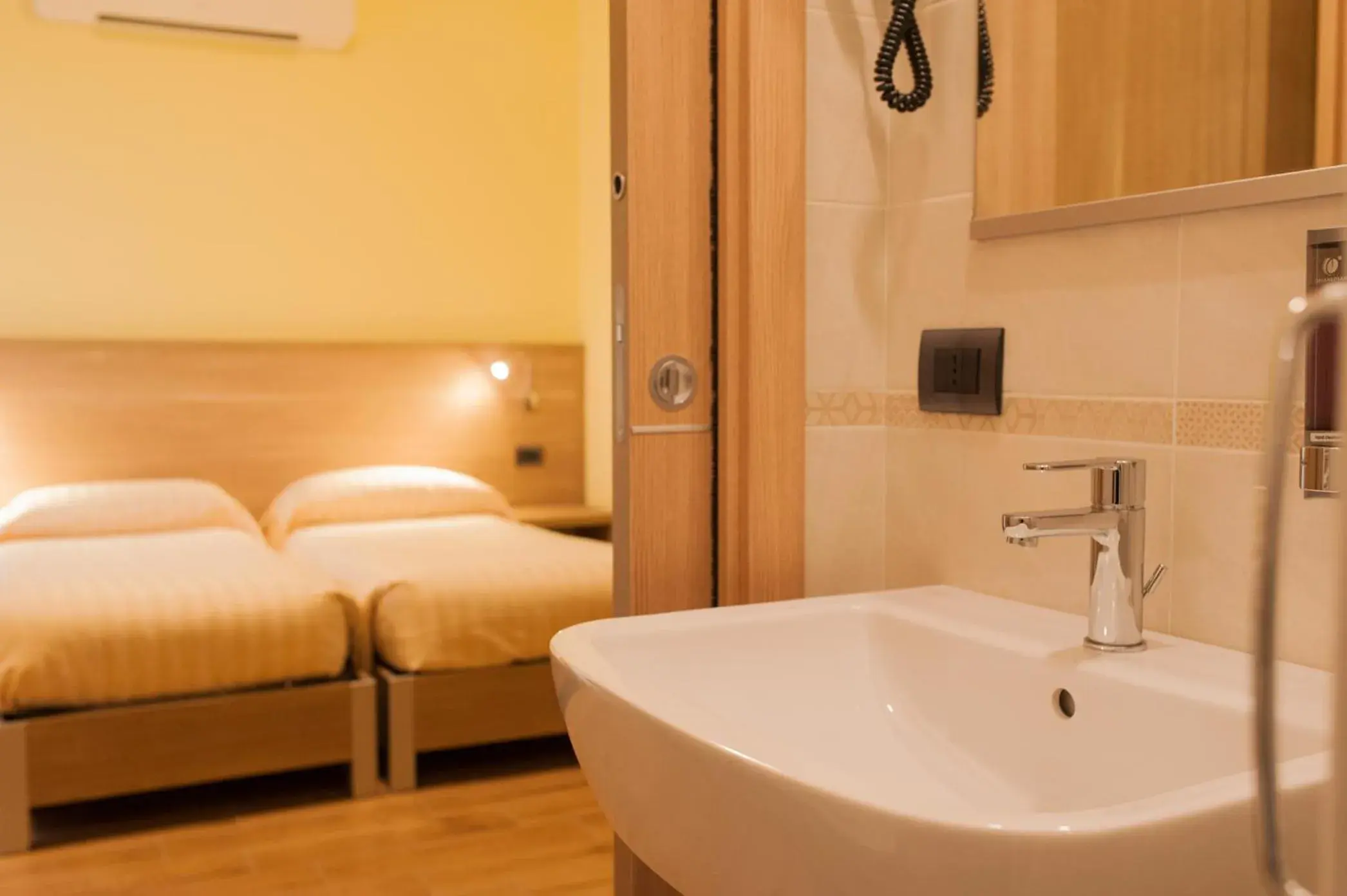 Bathroom in Hotel Ristorante Piccadilly