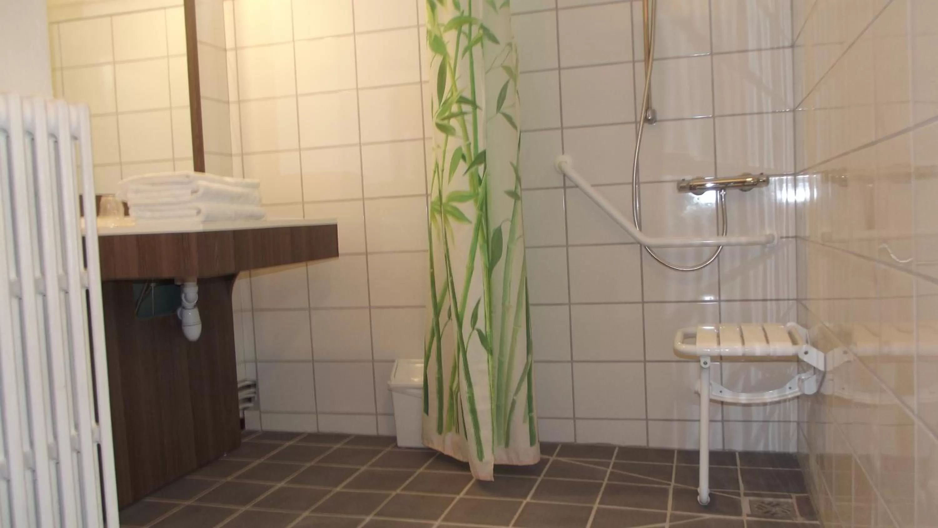 Bathroom in Hotel Au Spatial