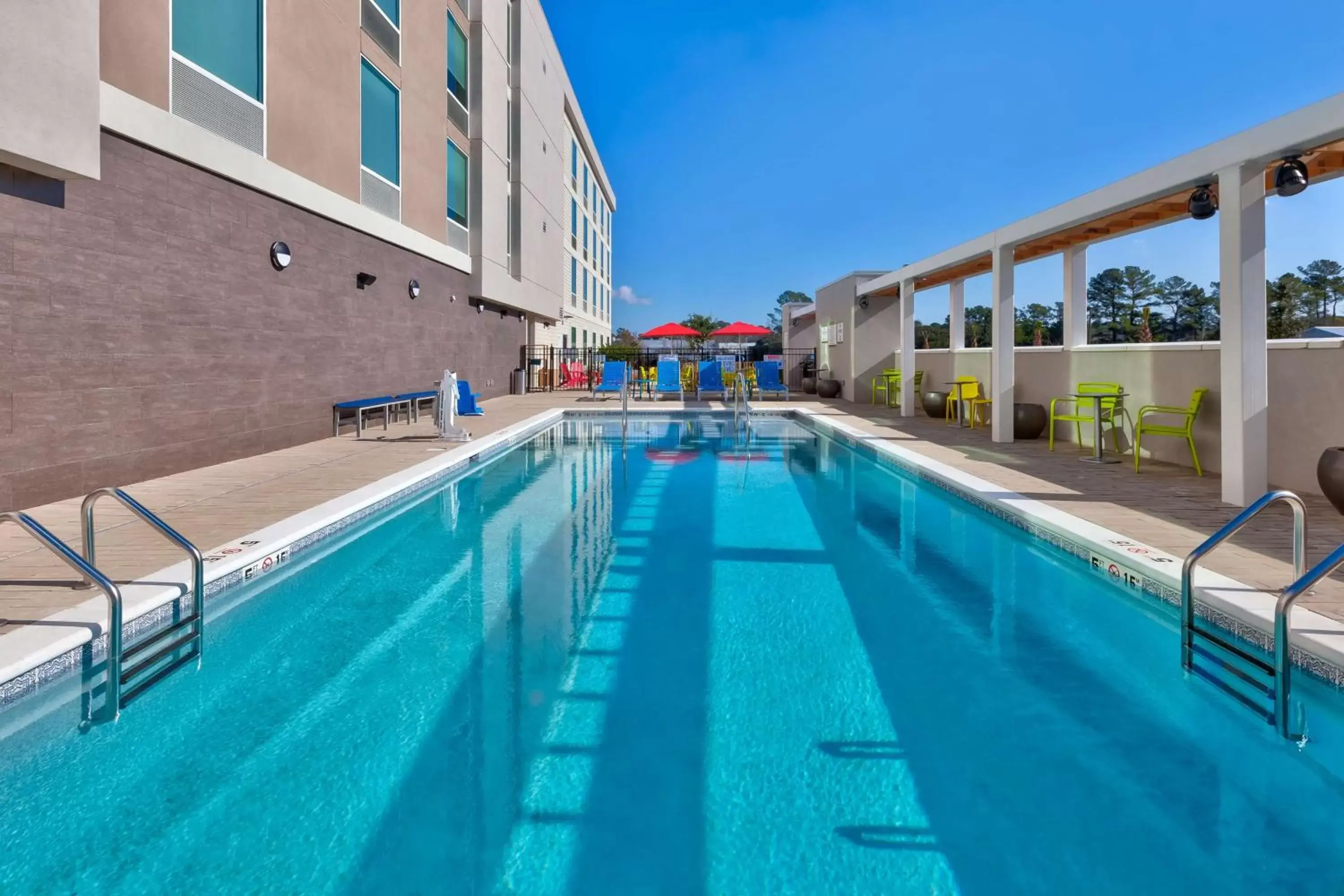 Pool view, Swimming Pool in Home2 Suites Wilmington