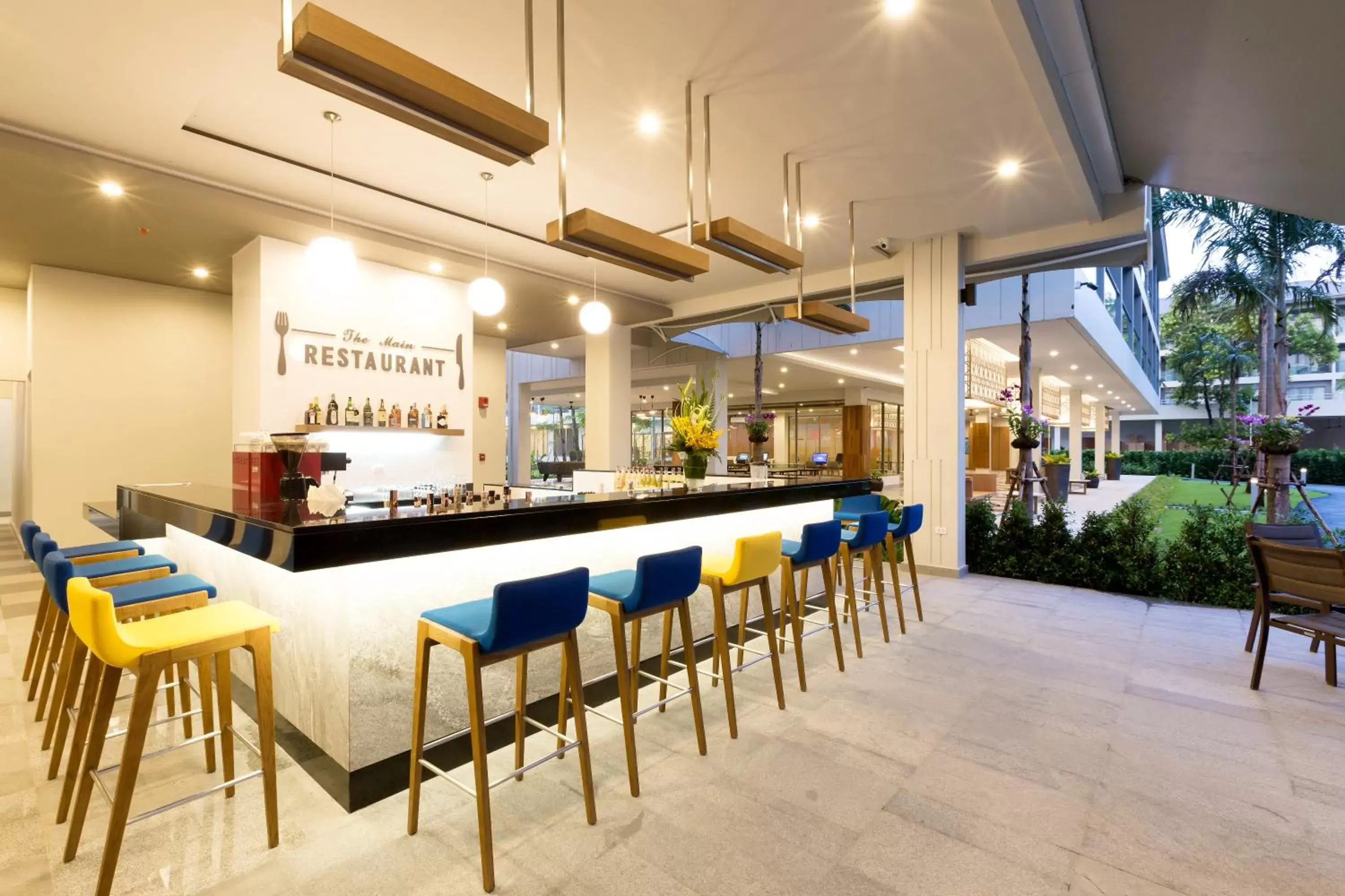 Restaurant/places to eat in X10 Khaolak Resort Restaurant/places to eat in X10 Khaolak Resort