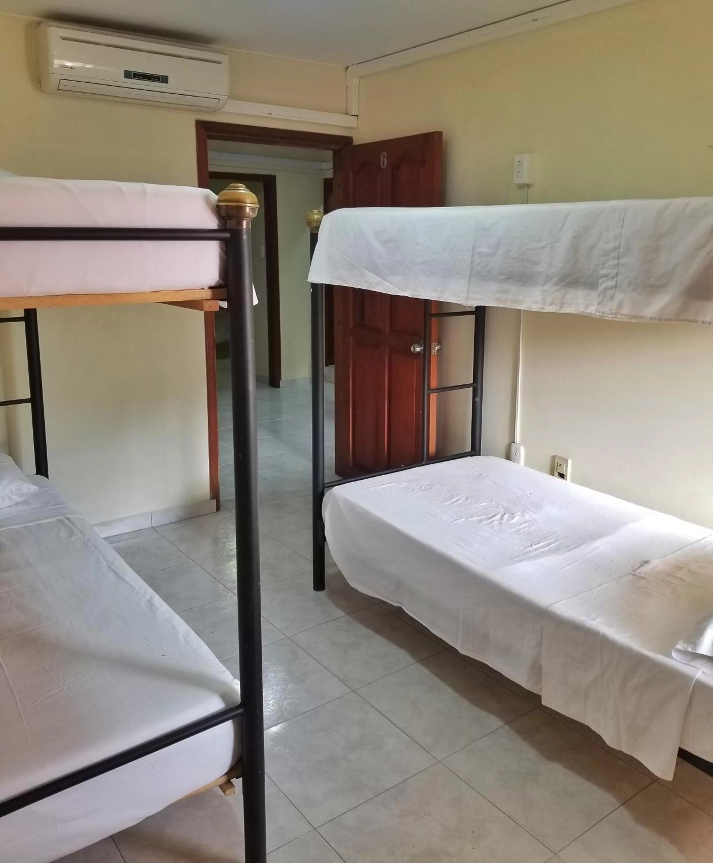 bunk bed, Bed in Sam'S VIP Hostel San Gil