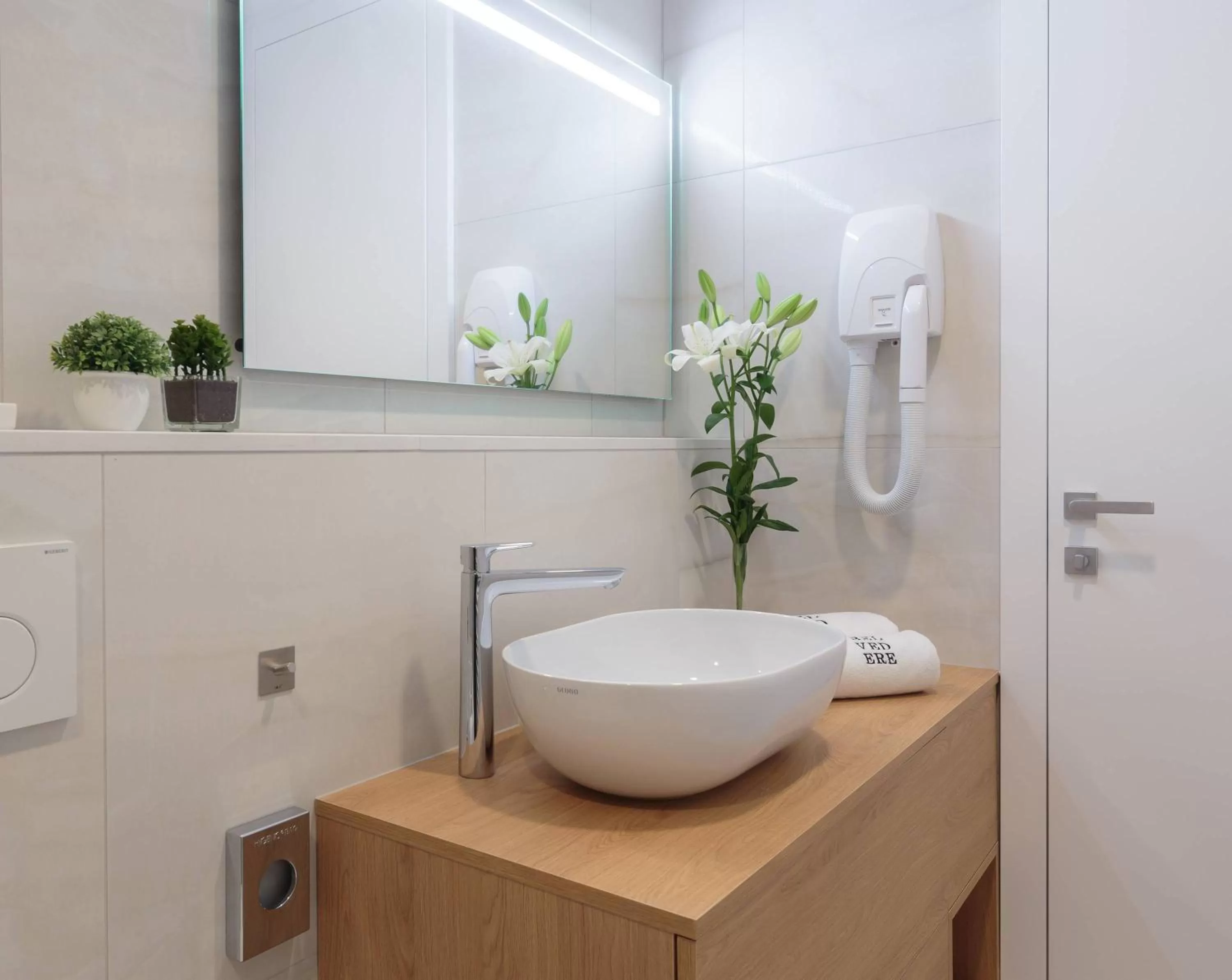 Bathroom in Belvedere Luxury Rooms - Breathtaking View