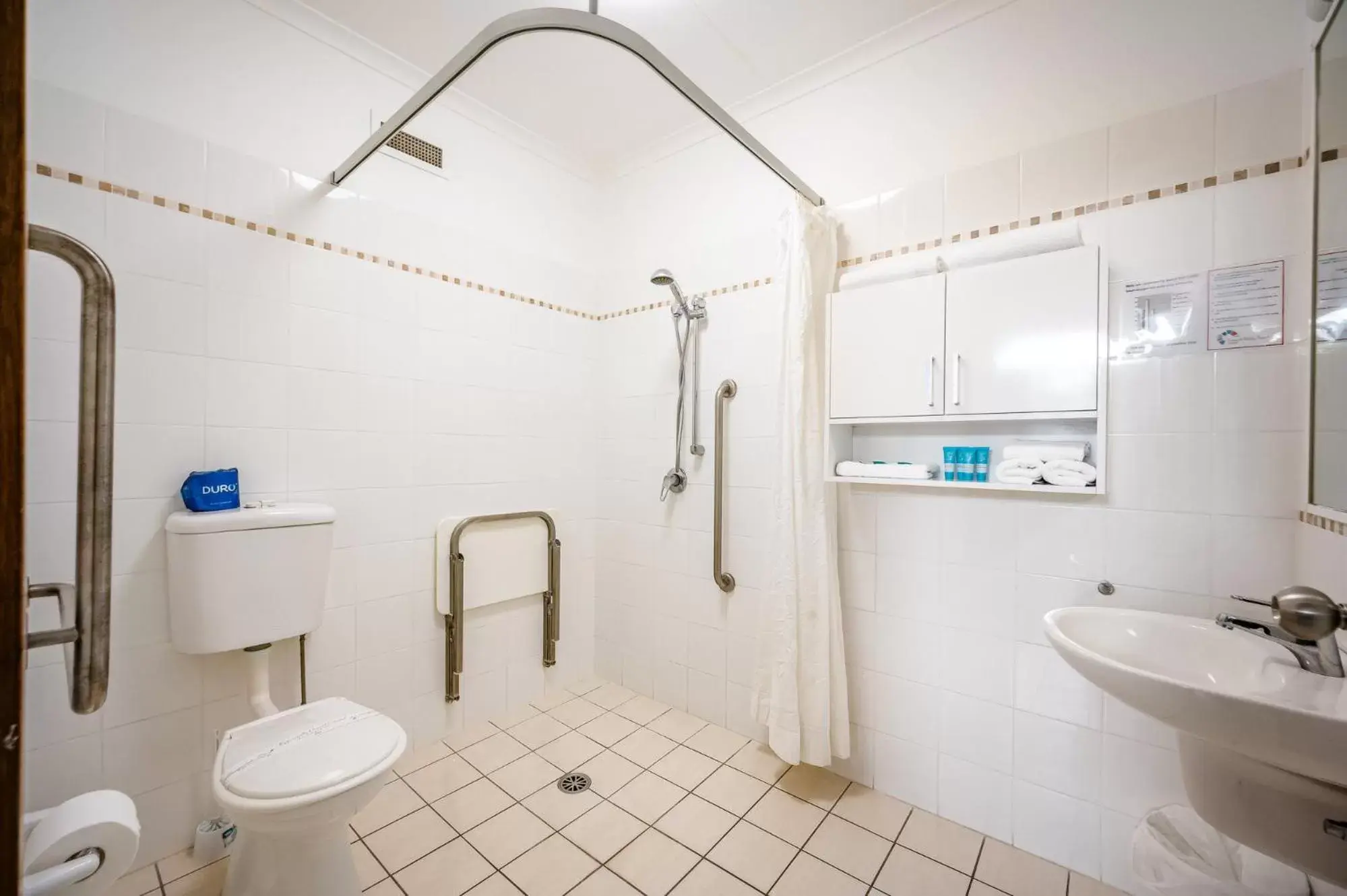 Bathroom in Riverside Holiday Resort Urunga