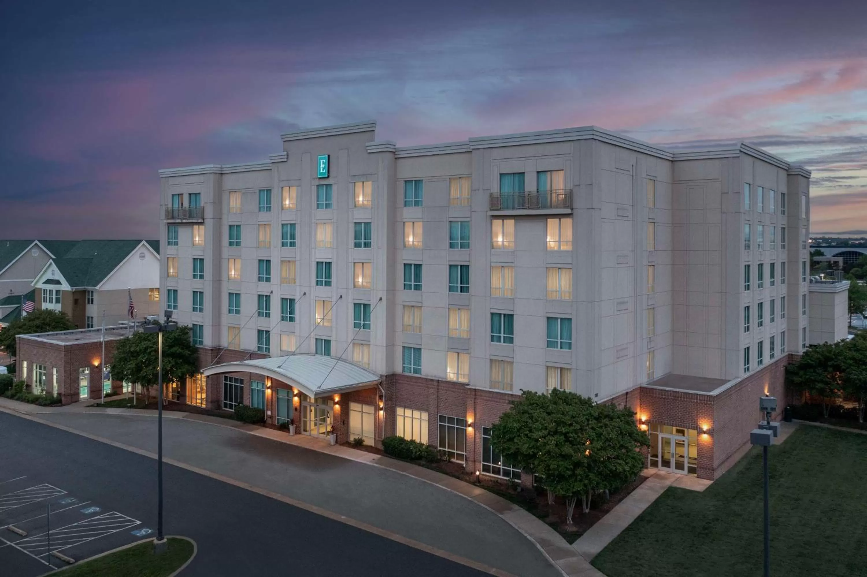Embassy Suites by Hilton Dulles North Loudoun