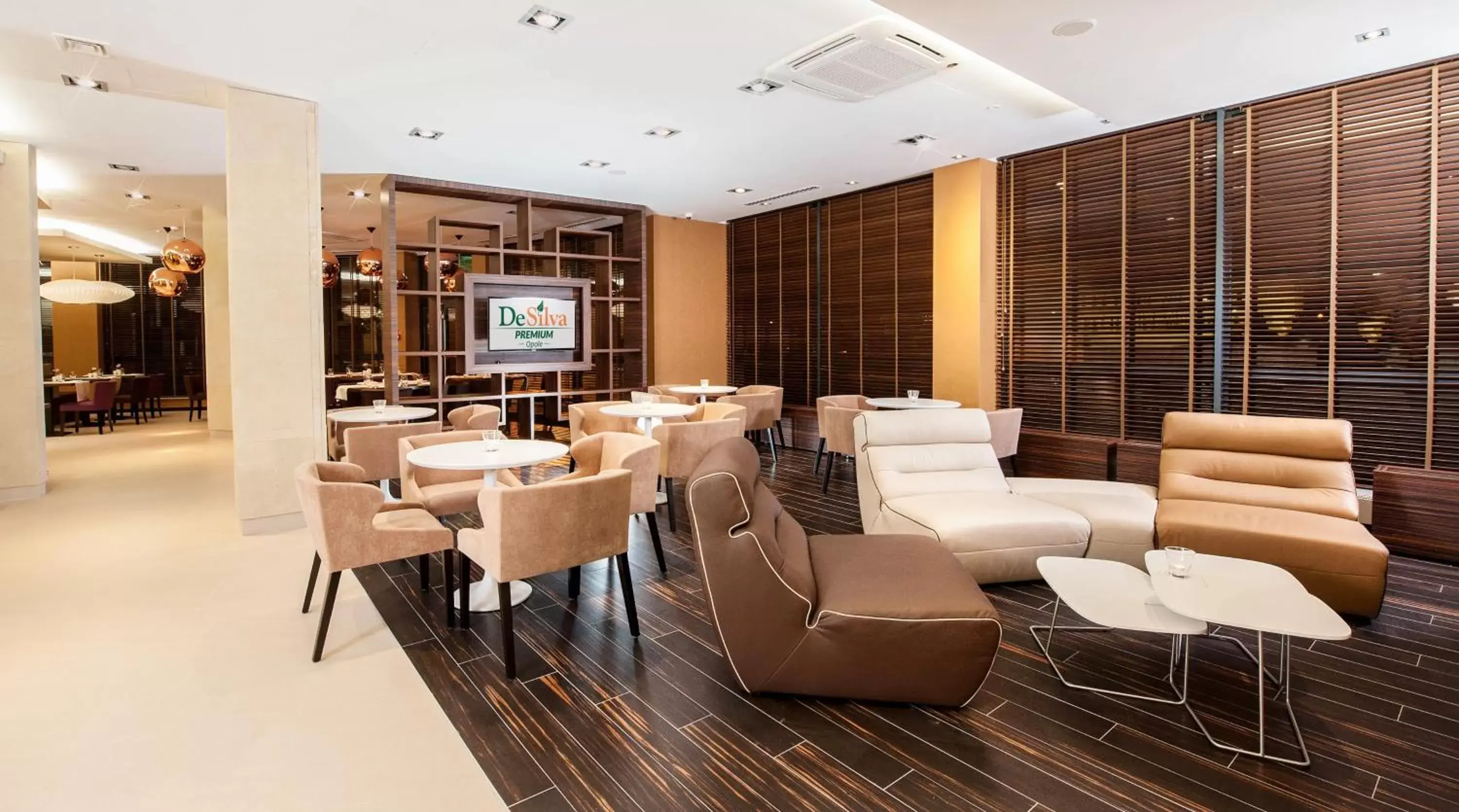 Restaurant/places to eat, Lounge/Bar in Hotel DeSilva Premium Opole