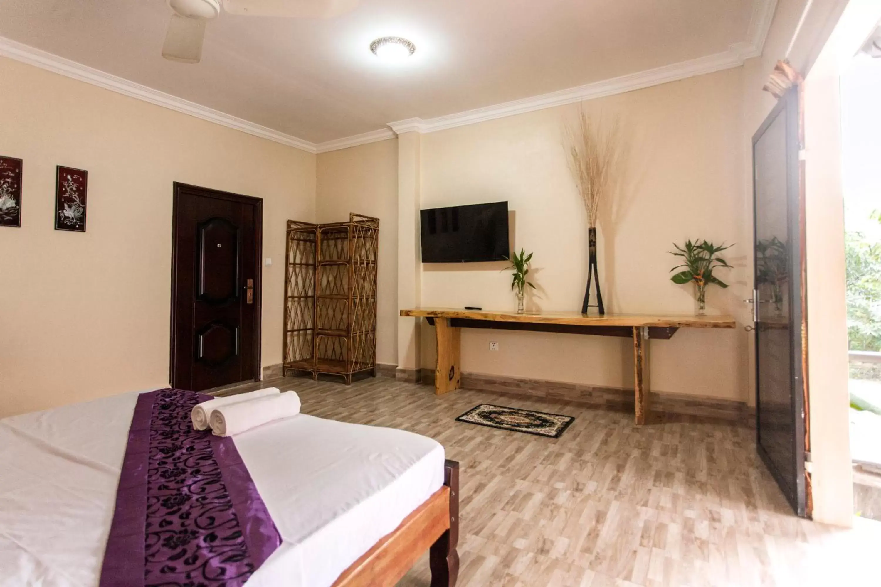 Bedroom, Bed in Green Mango Bungalows Bedroom, Bed in Green Mango Bungalows