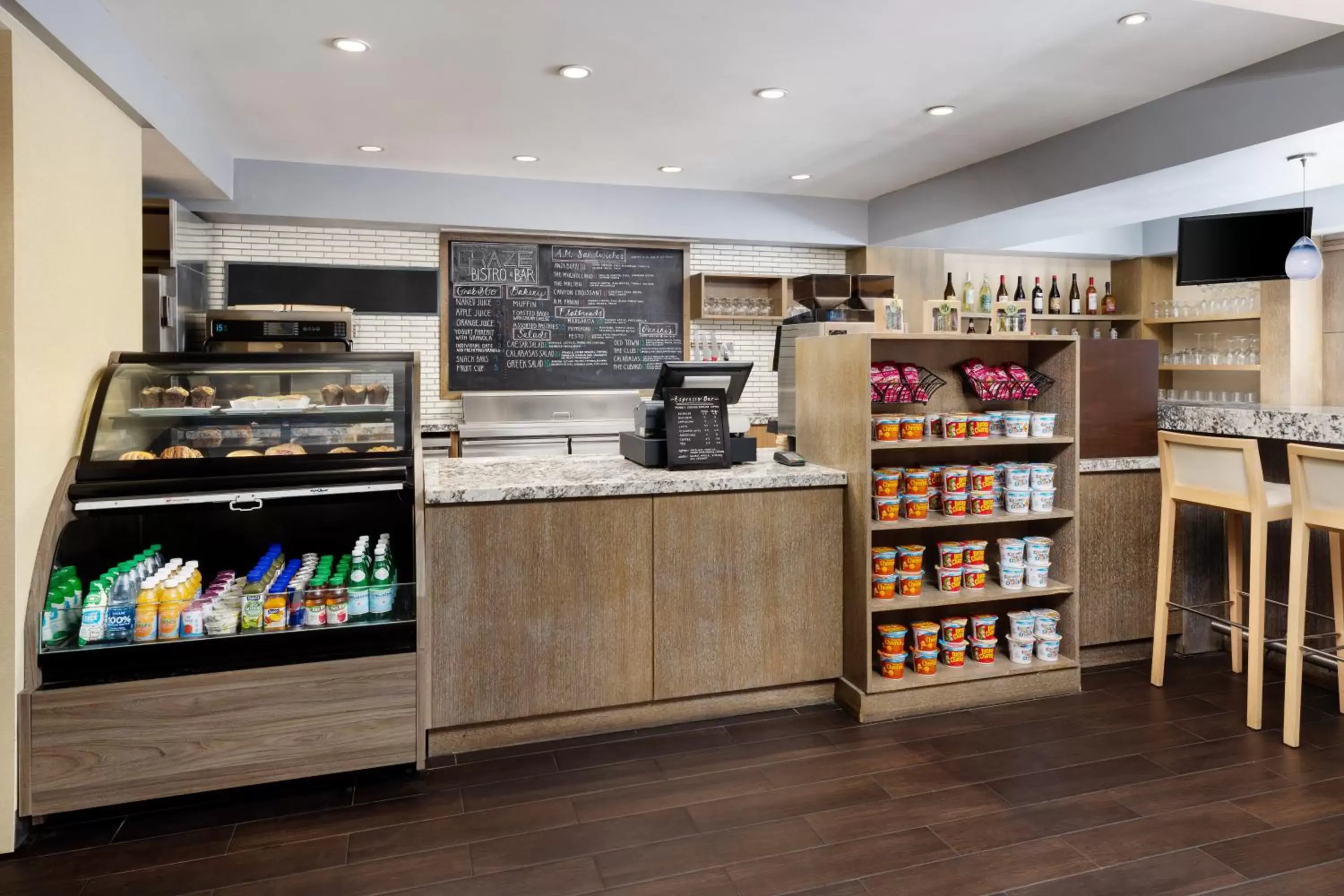 Coffee/tea facilities in The Anza-a Calabasas Hotel