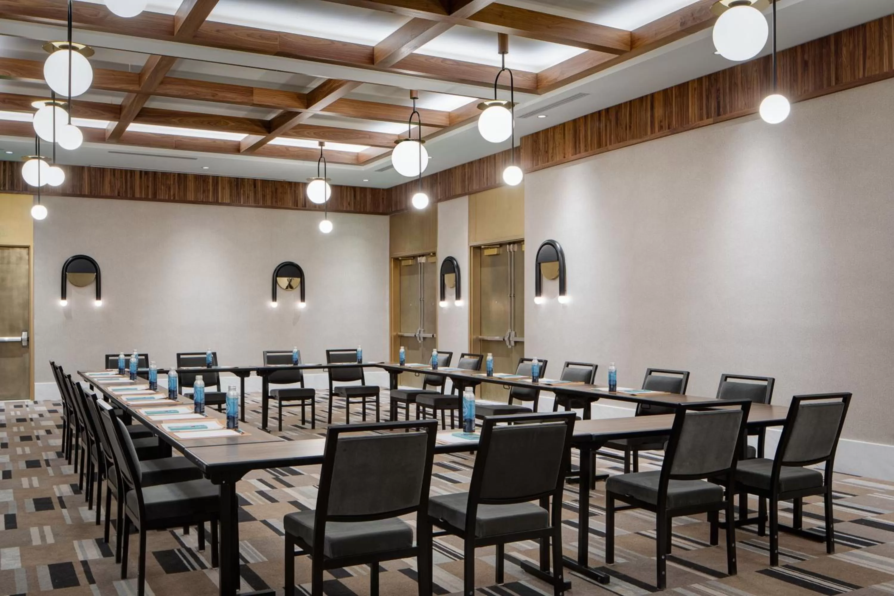 Meeting/conference room in Le Meridien Salt Lake City Downtown