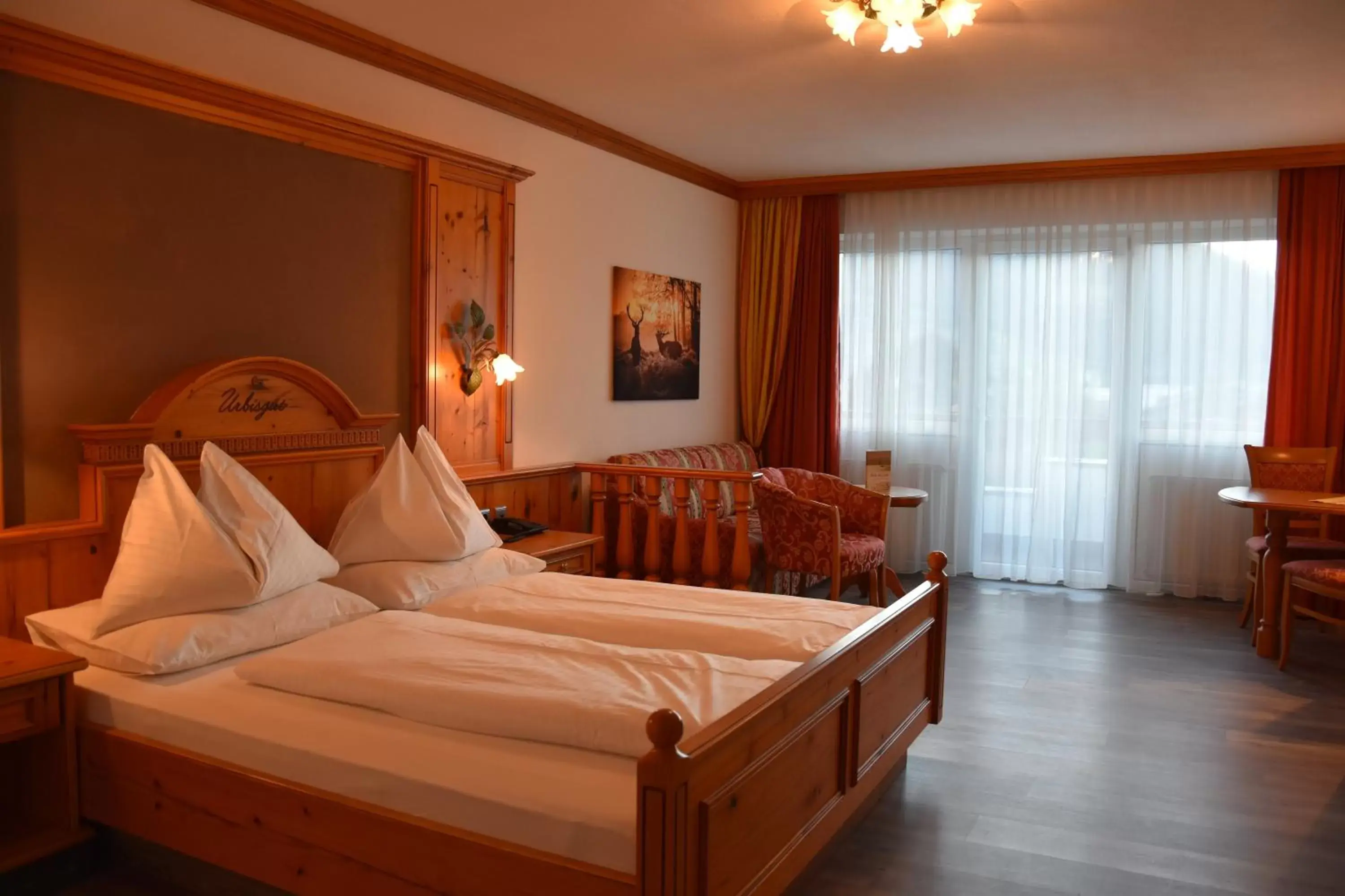 Photo of the whole room, Bed in Hotel Das Urbisgut