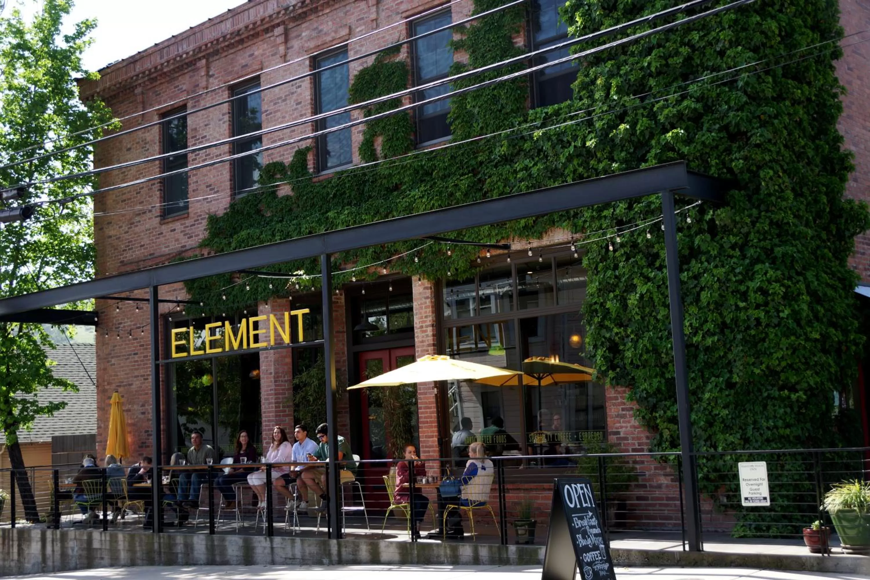 Property Building in Hanford House Inn
