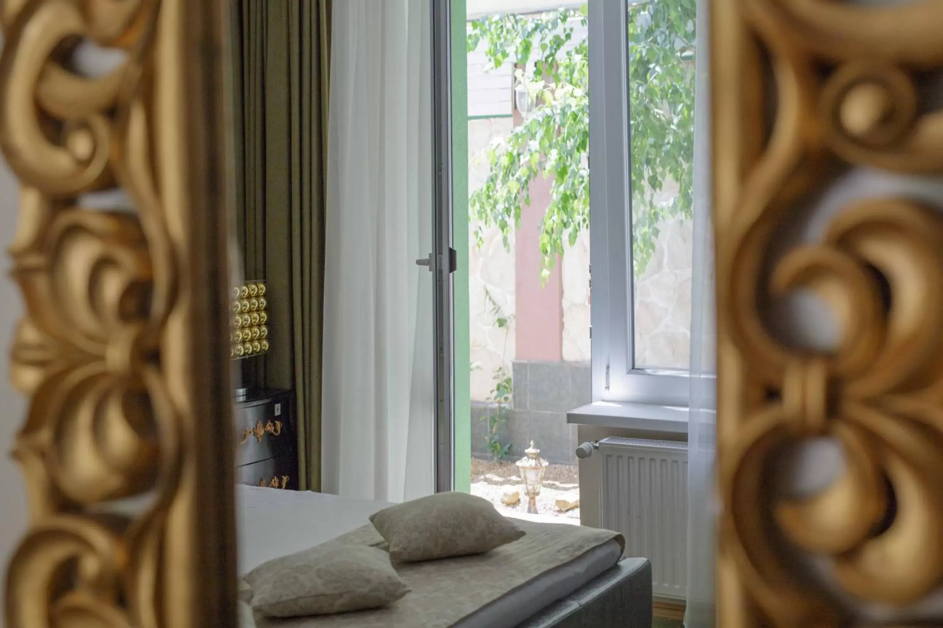 Garden view, Bed in Weekend Boutique Hotel Garden view, Bed in Weekend Boutique Hotel