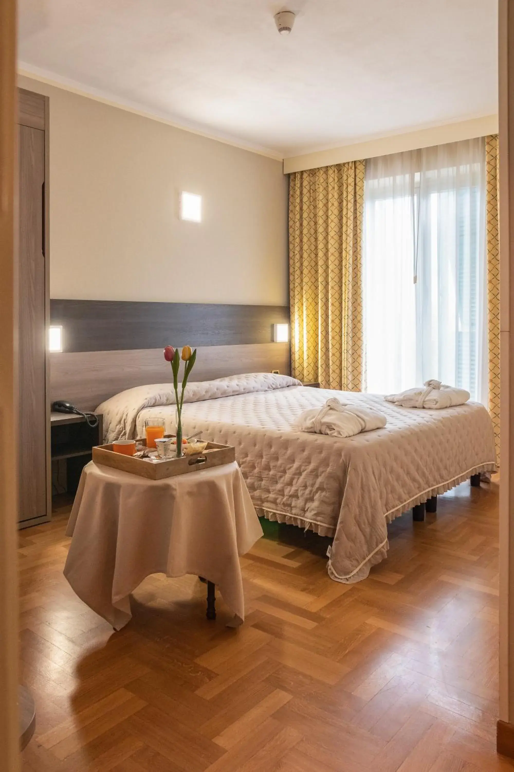 Bed in Grande Albergo