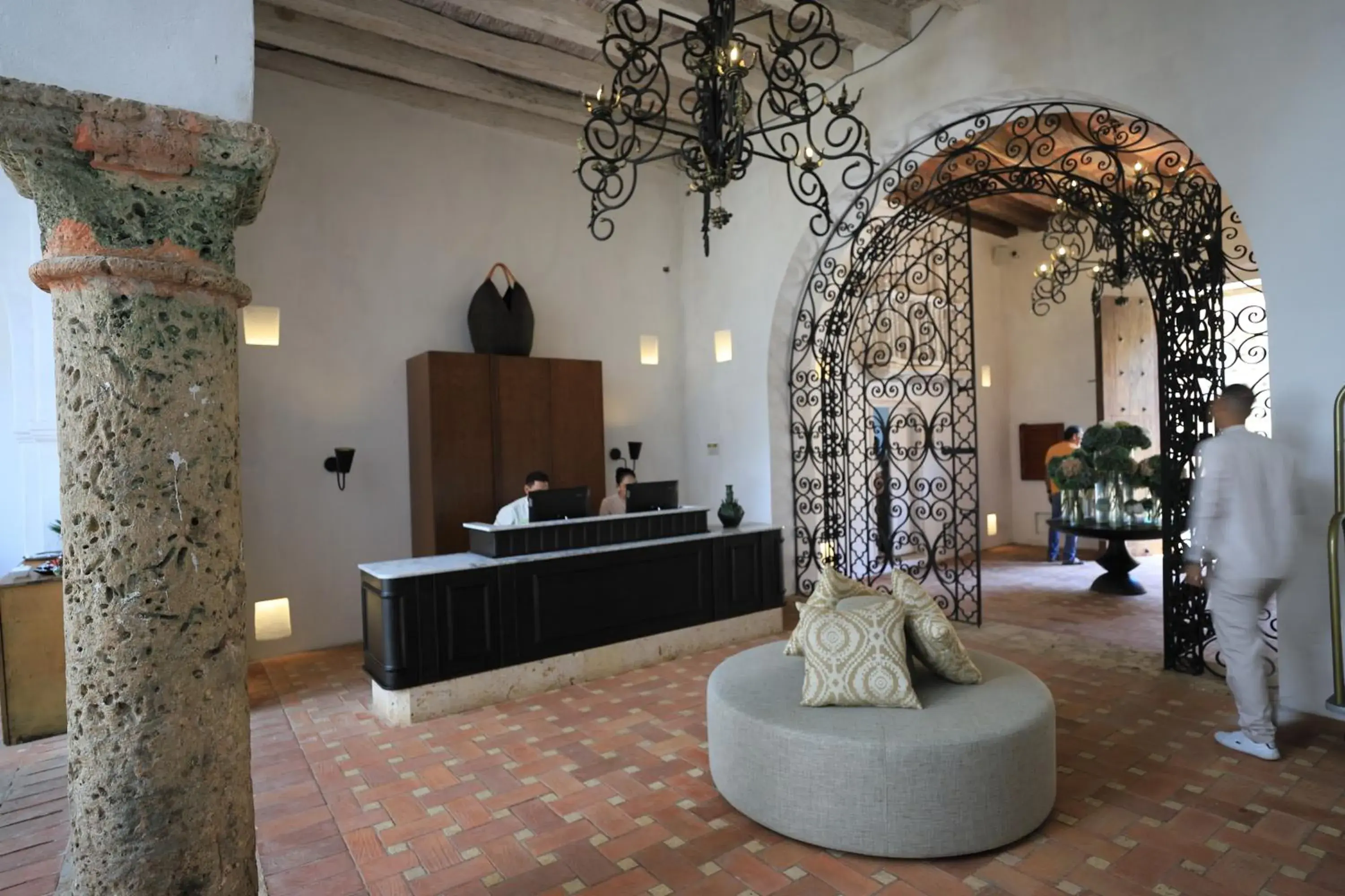 Lobby/Reception in Casa Pestagua Relais Châteaux