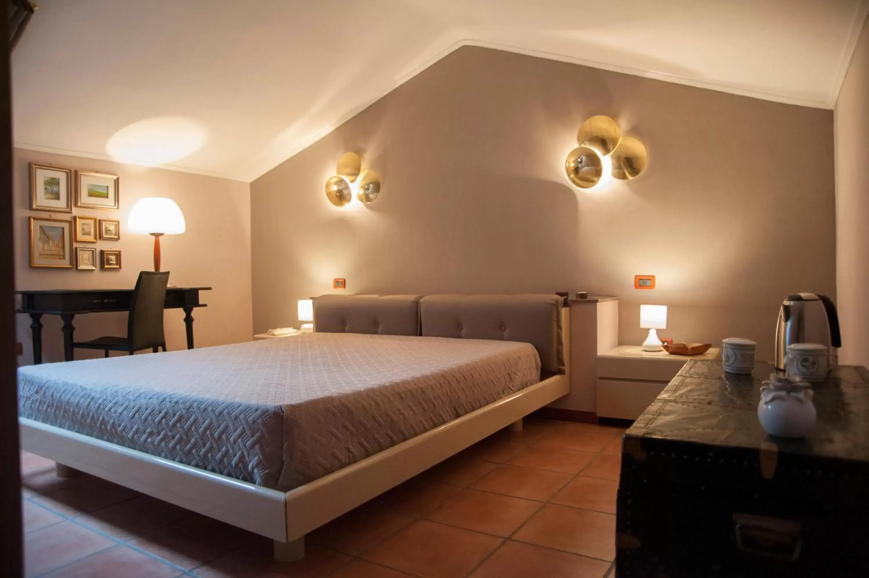 Bed in RESIDENZA D'ORIA B&B