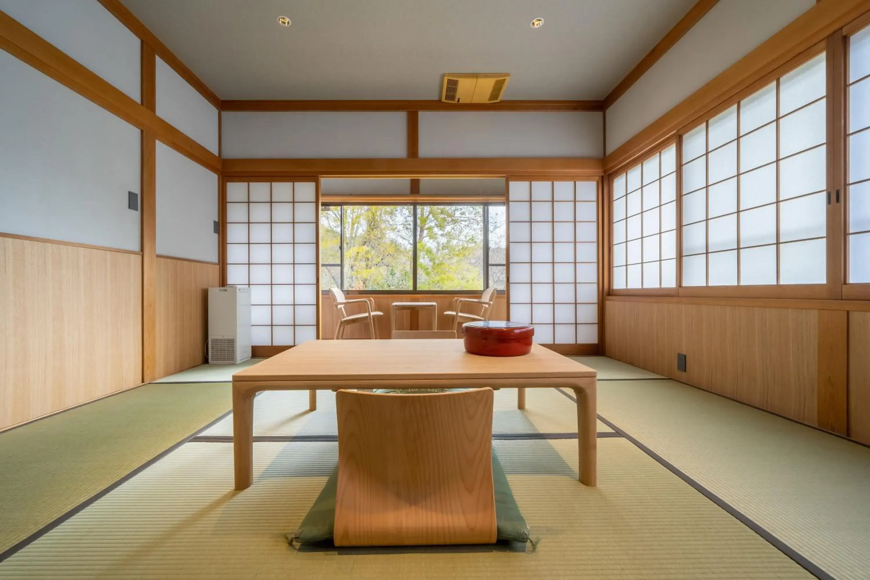 Living room in RYOKAN YAMAZAKI 