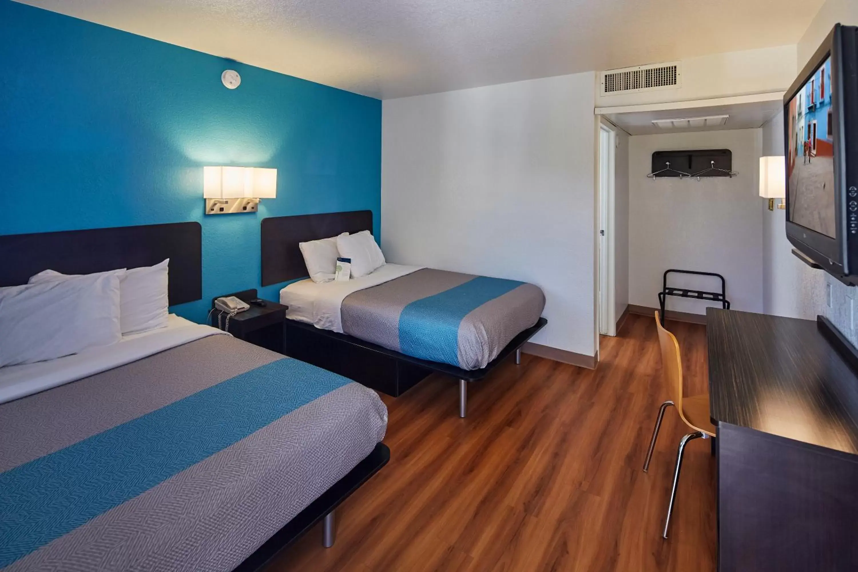 Bed in Motel 6-Blythe, CA