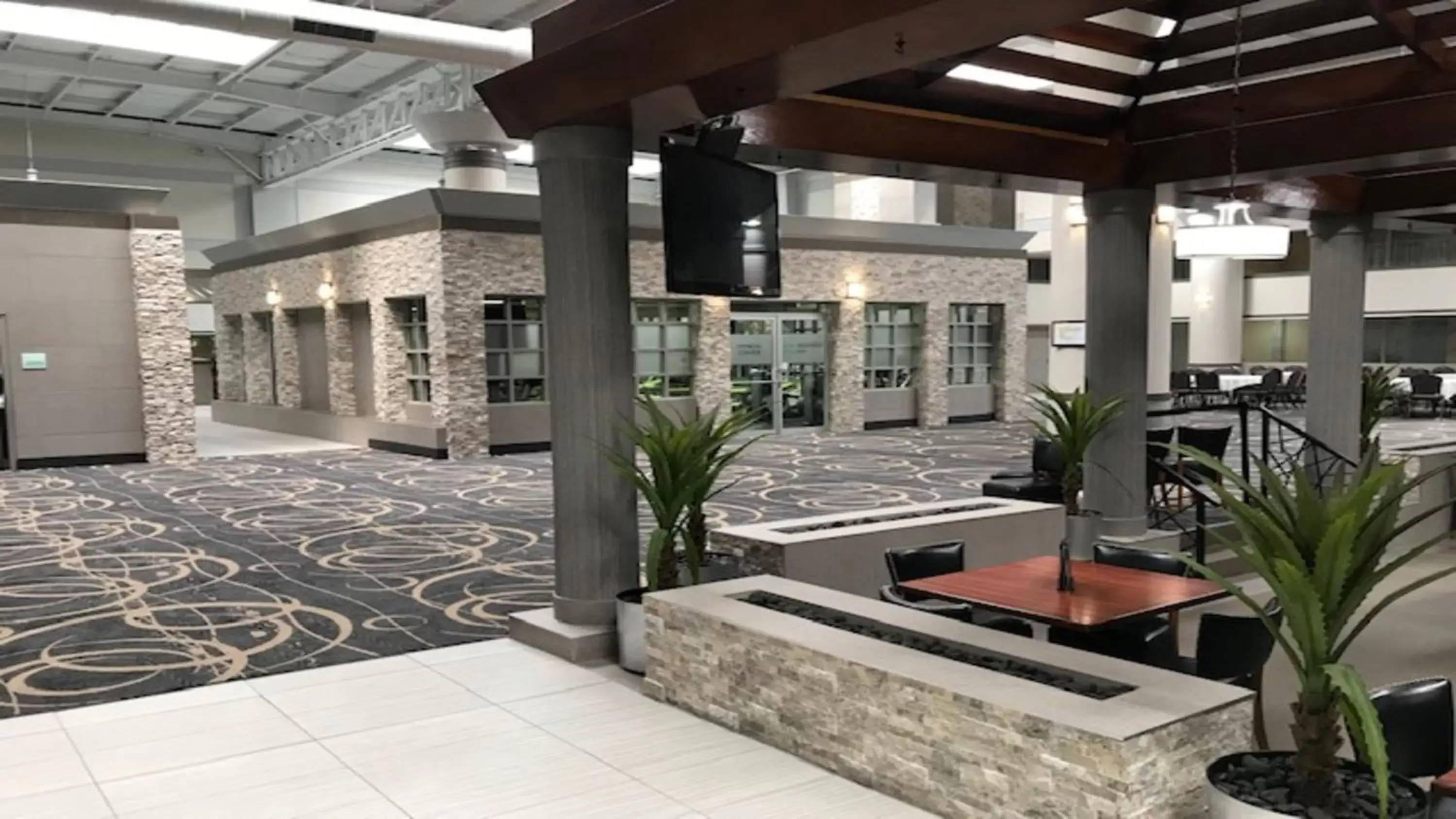 Meeting/conference room, Lobby/Reception in Holiday Inn Chicago North Shore, an IHG Hotel