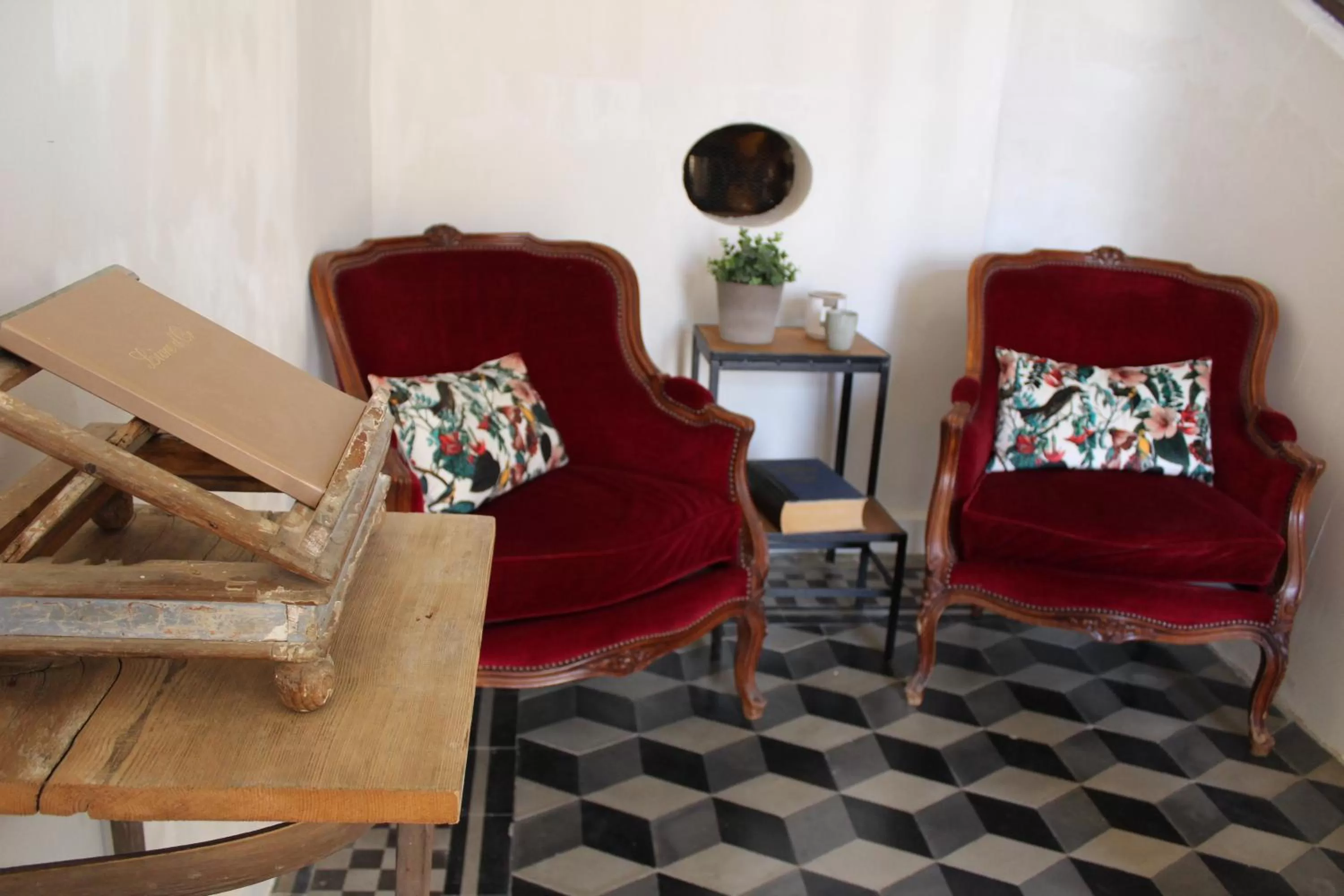 Lobby or reception, Seating Area in La Grande Maison