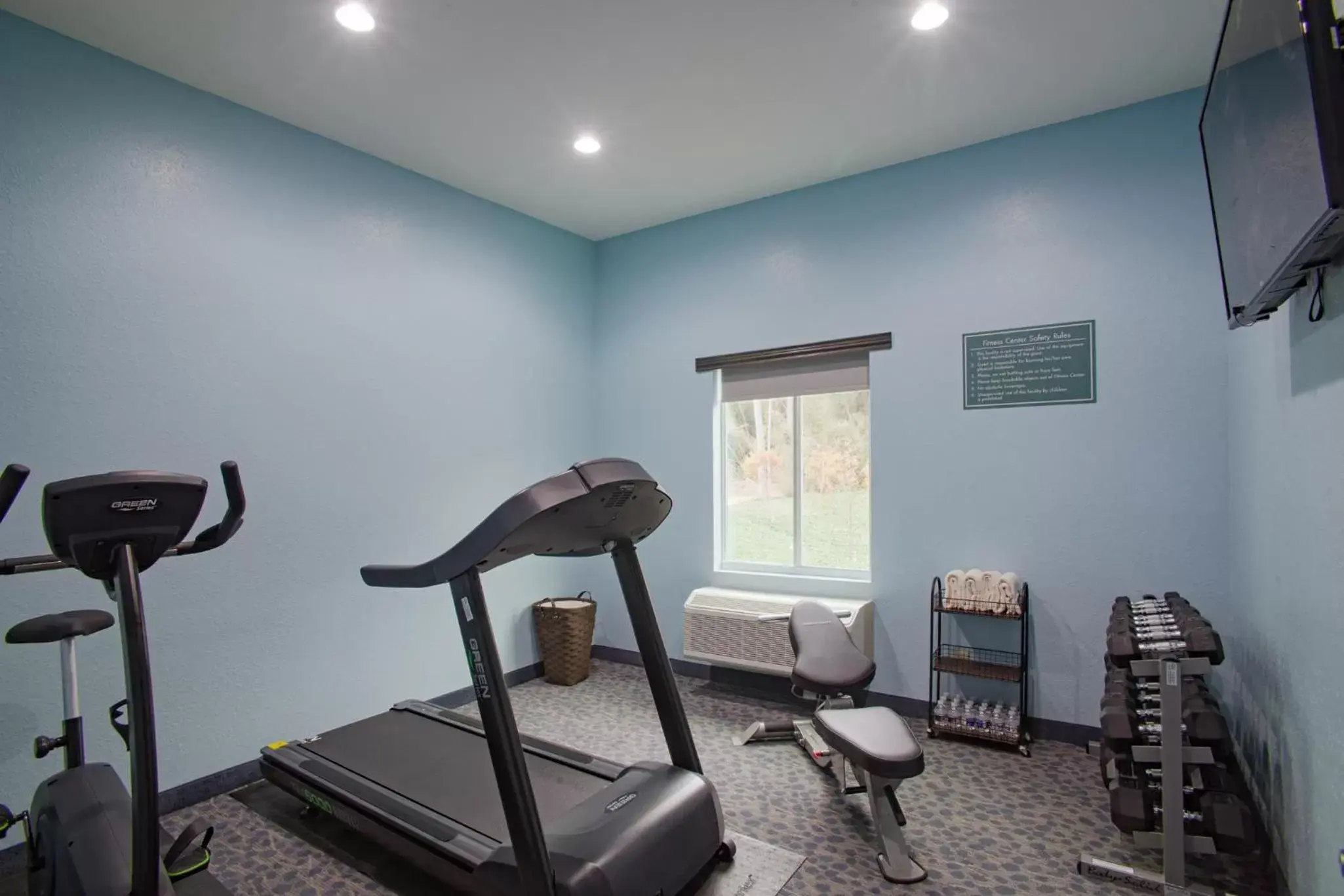 Fitness centre/facilities, Fitness Center/Facilities in Iris Garden Inn