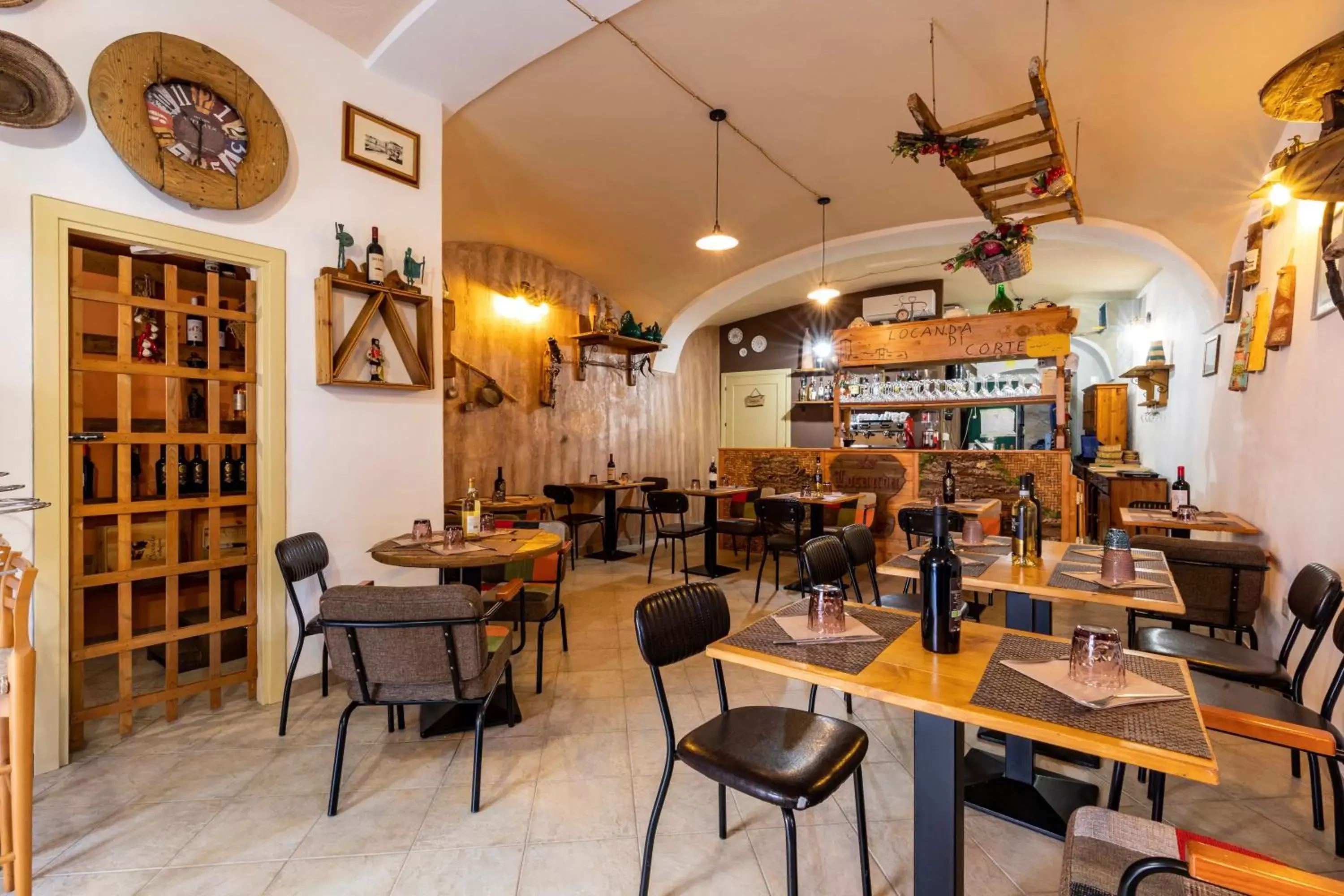 Restaurant/Places to Eat in Locanda di Corte