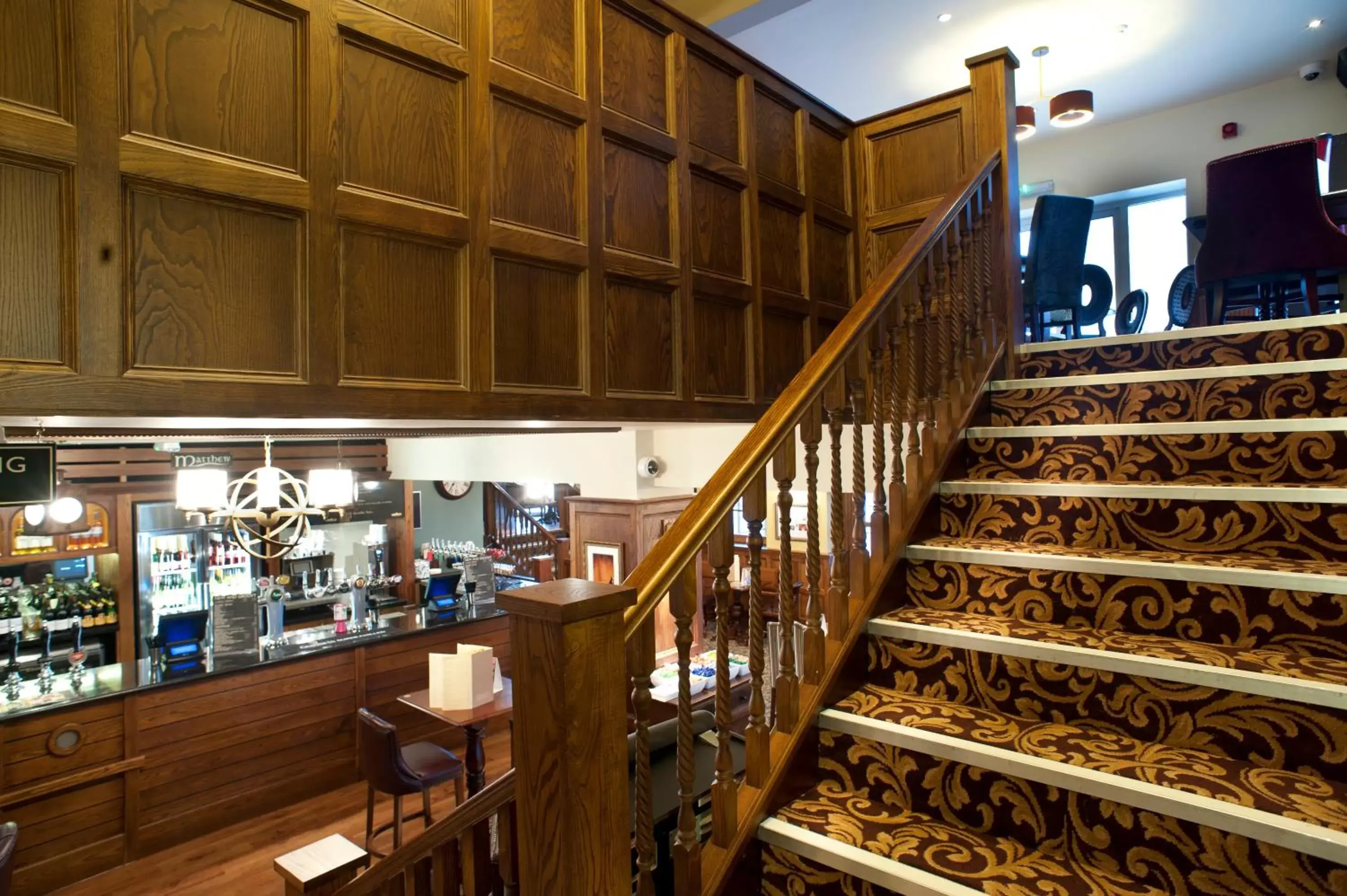 Lounge/Bar in Cabot Court Hotel Wetherspoon