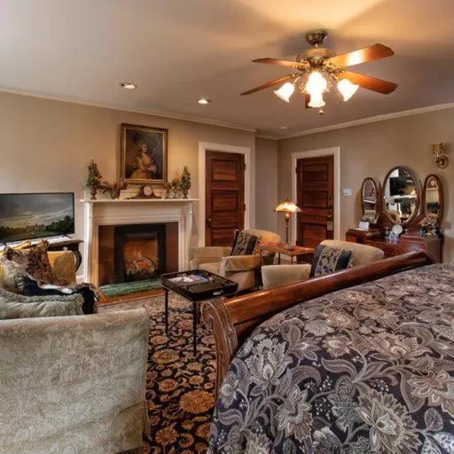 Black Walnut B&B Inn