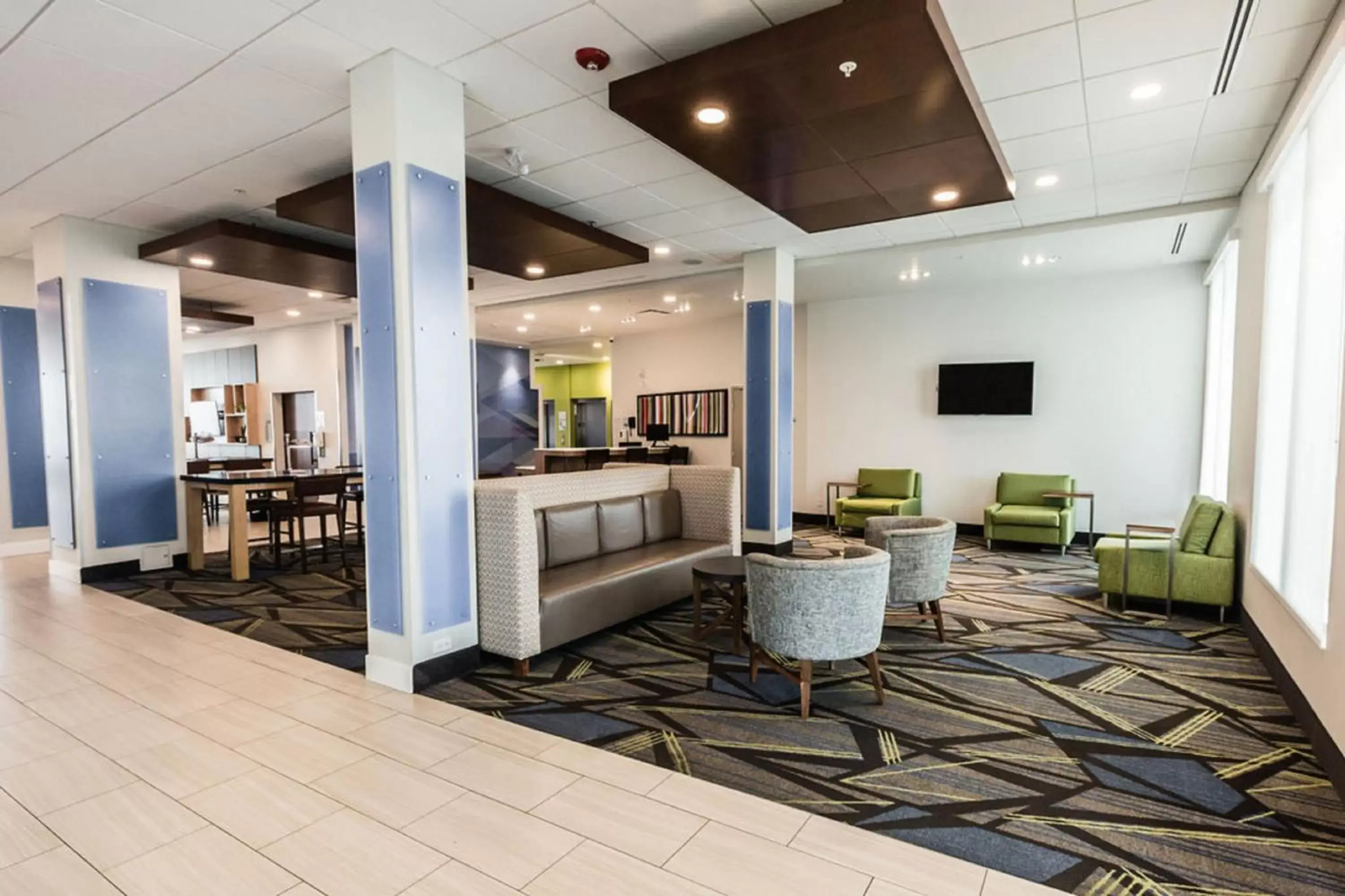 Property building, Lobby/Reception in Holiday Inn Express & Suites Edmonton N - St Albert, an IHG Hotel