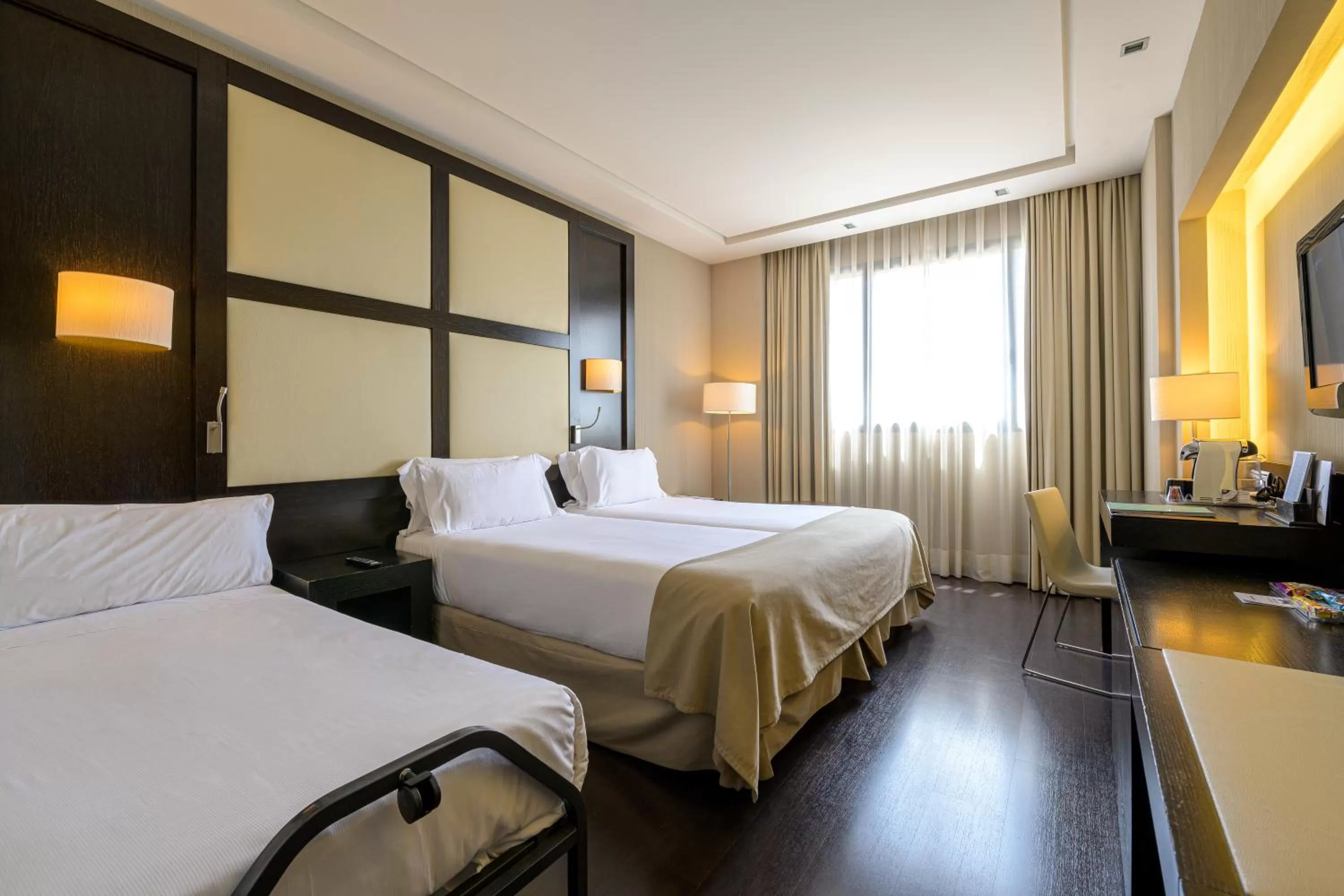 Photo of the whole room, Bed in Hotel Maydrit Airport