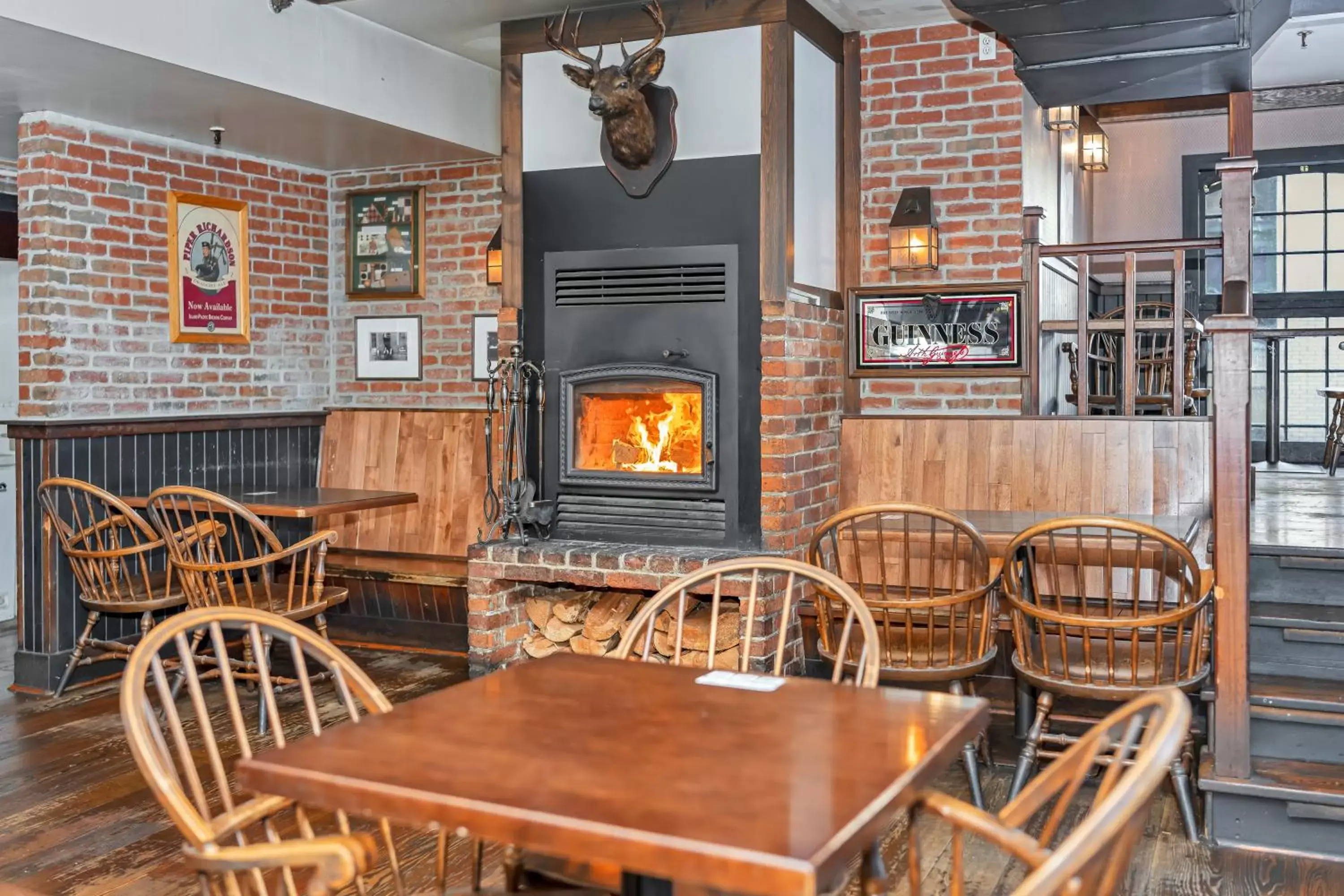 Restaurant/places to eat in The Bedford Regency Hotel Restaurant/places to eat in The Bedford Regency Hotel