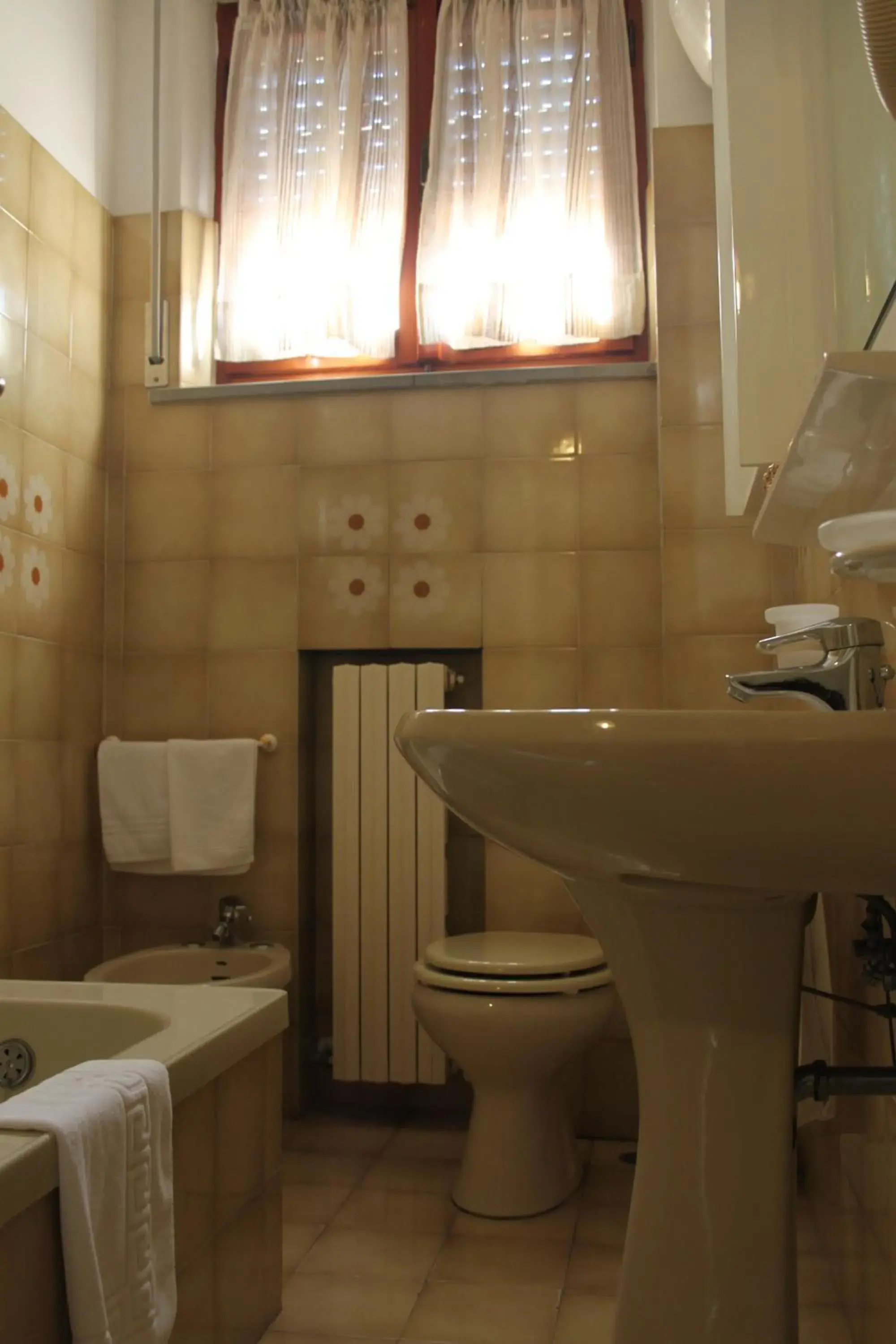 Toilet, Bathroom in Hotel Girasole